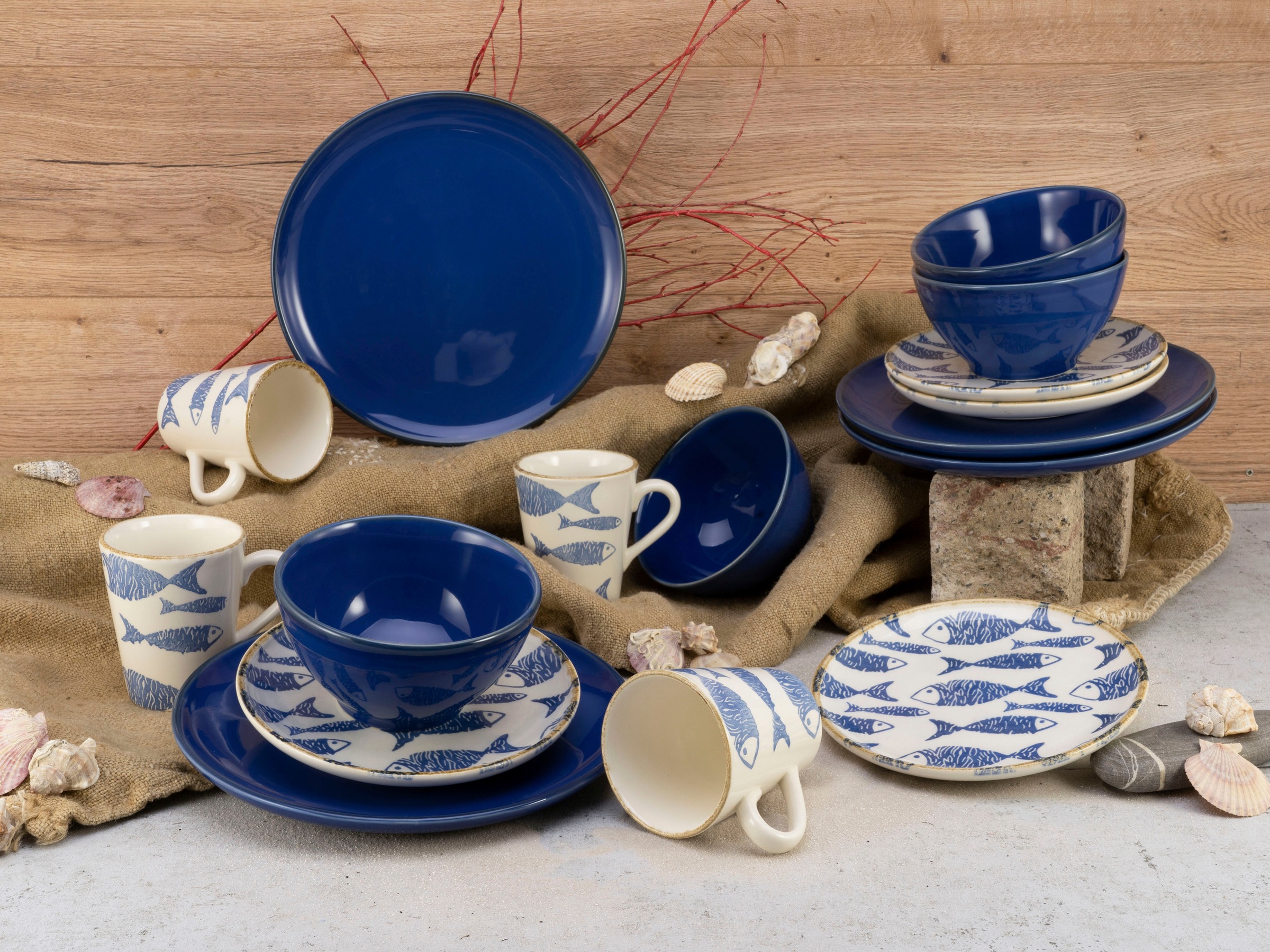 CreaTable Kombiservice »Geschirr-Set Faro«, (Set, 16 tlg., Kaffeeservice und Tafelservice im Set, für 4 Personen), Service, mit Fisch-Dekor, Made in Europe, 16 Teile, für 4 Personen