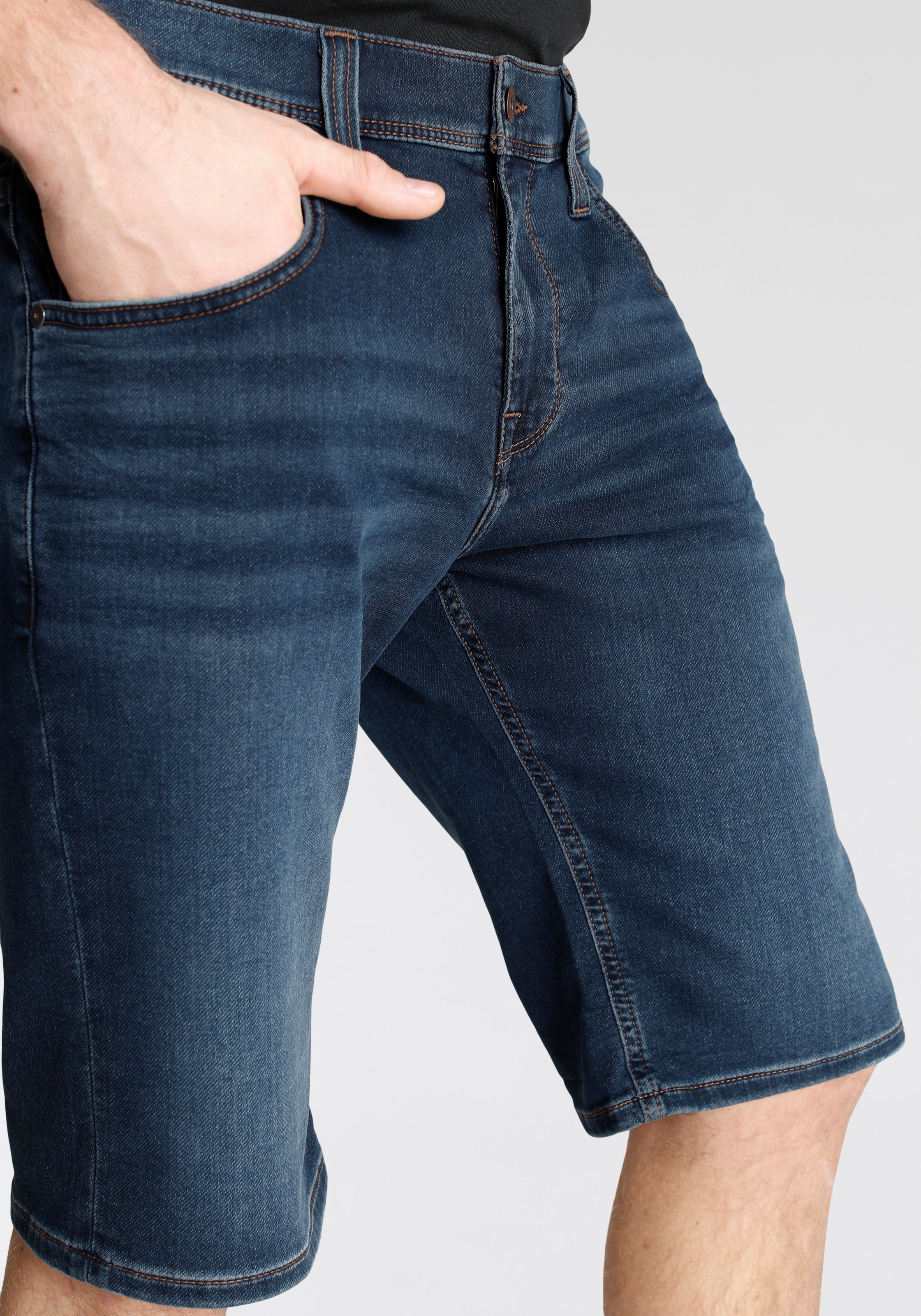 4. Bild von MUSTANG Jeansshorts »Style Chicago«