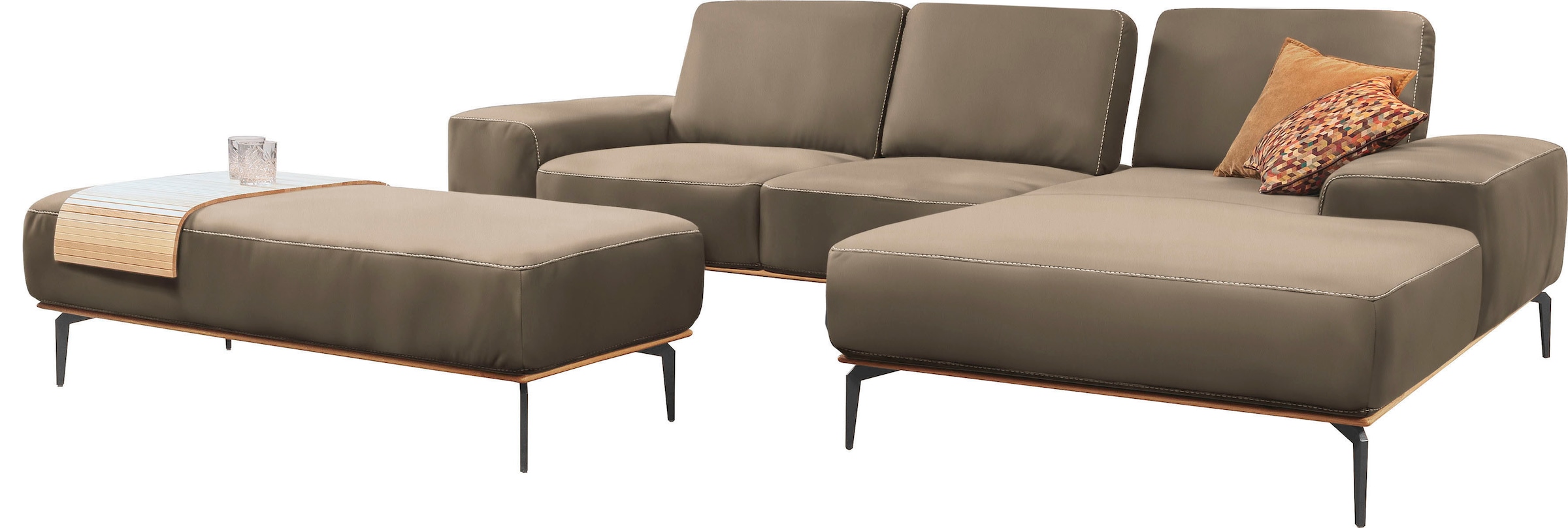 W.SCHILLIG Ecksofa »run, Designsofa mit tollem Sitzkomfort, bequem, L-Form«, mit Holzsockel, Füße in Schwarz pulverbeschichtet, Breite 279 cm