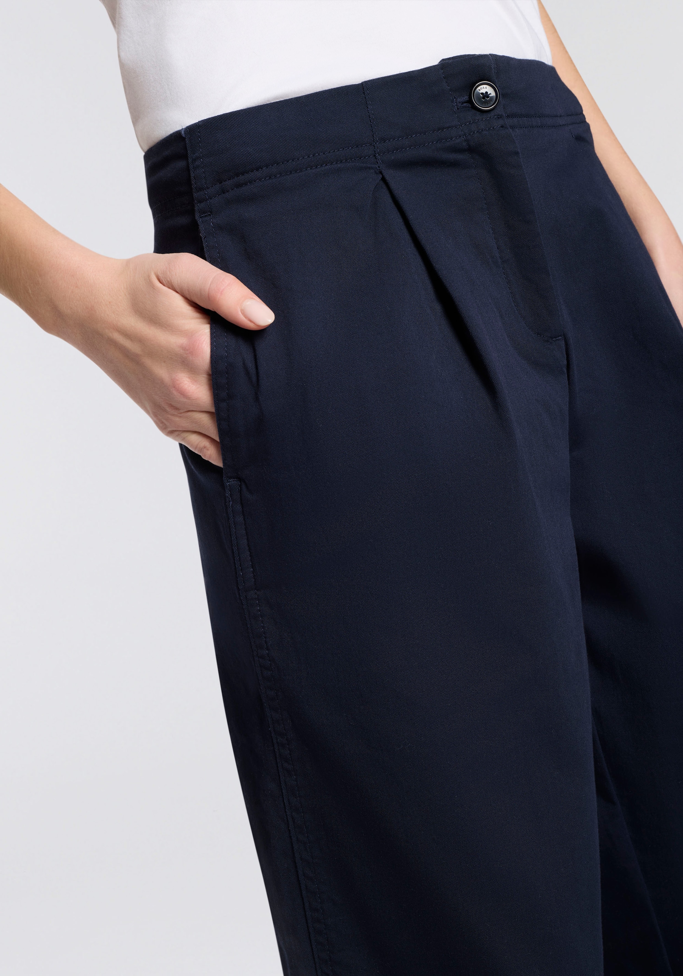 BOSS ORANGE Chinohose »Taquina Premium Damenmode«  in lockerer Passform, Barrel Fit