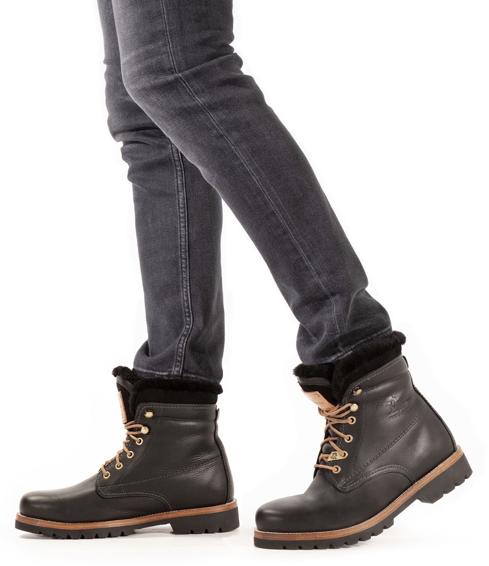 Panama Jack Winterboots »Aviator Igloo«, Blockabsatz, Winterstiefelette, Schnürboots mit Logo-Aufnäher