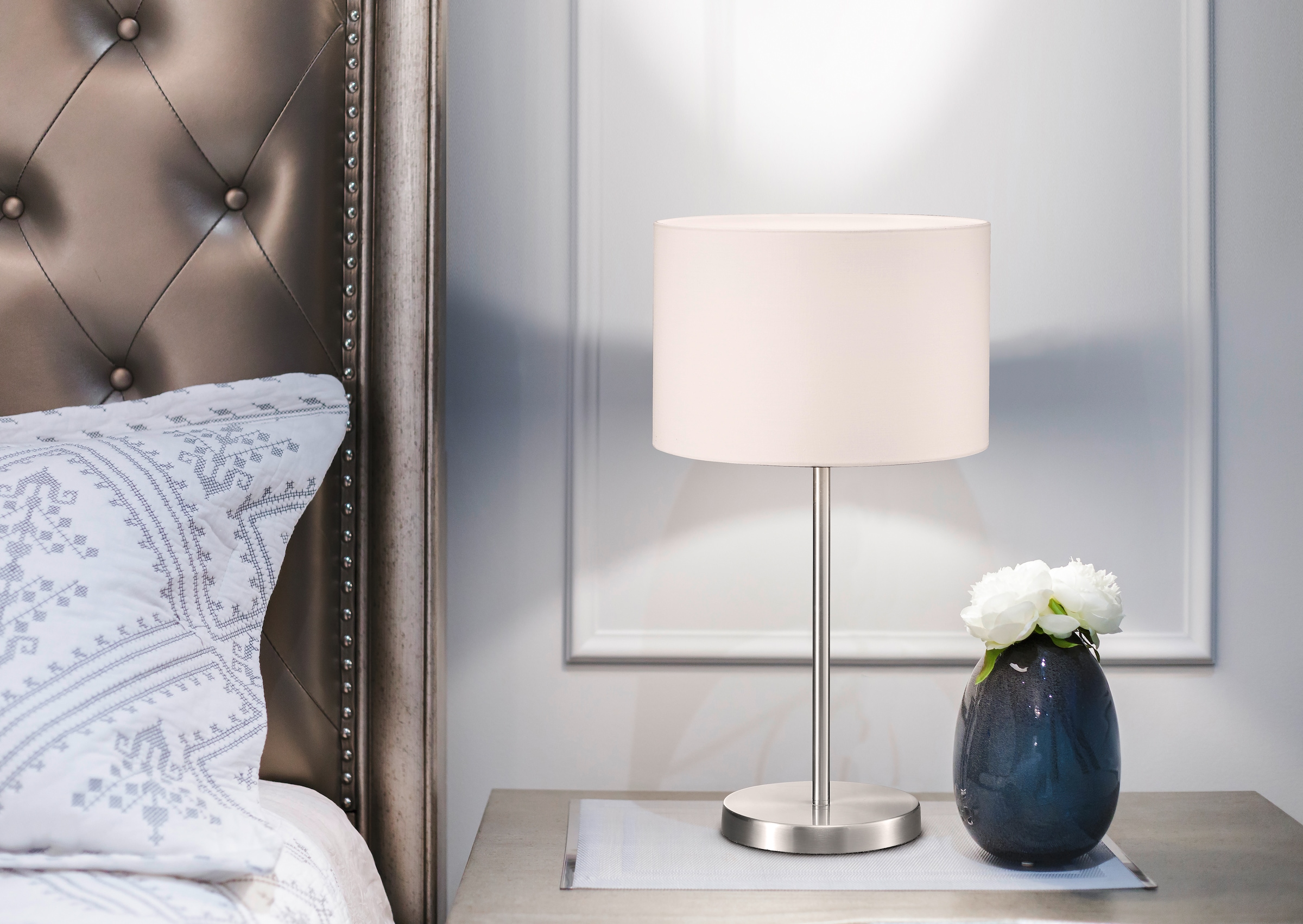 TRIO Leuchten Tischleuchte »Hotel«, 1 flammig, Leuchtmittel E14 | ohne Leuchtmittel, Schirm Ø 20cm, Höhe Lampe 32cm, ohne Leuchtmittel 170cm Anschlusskabel