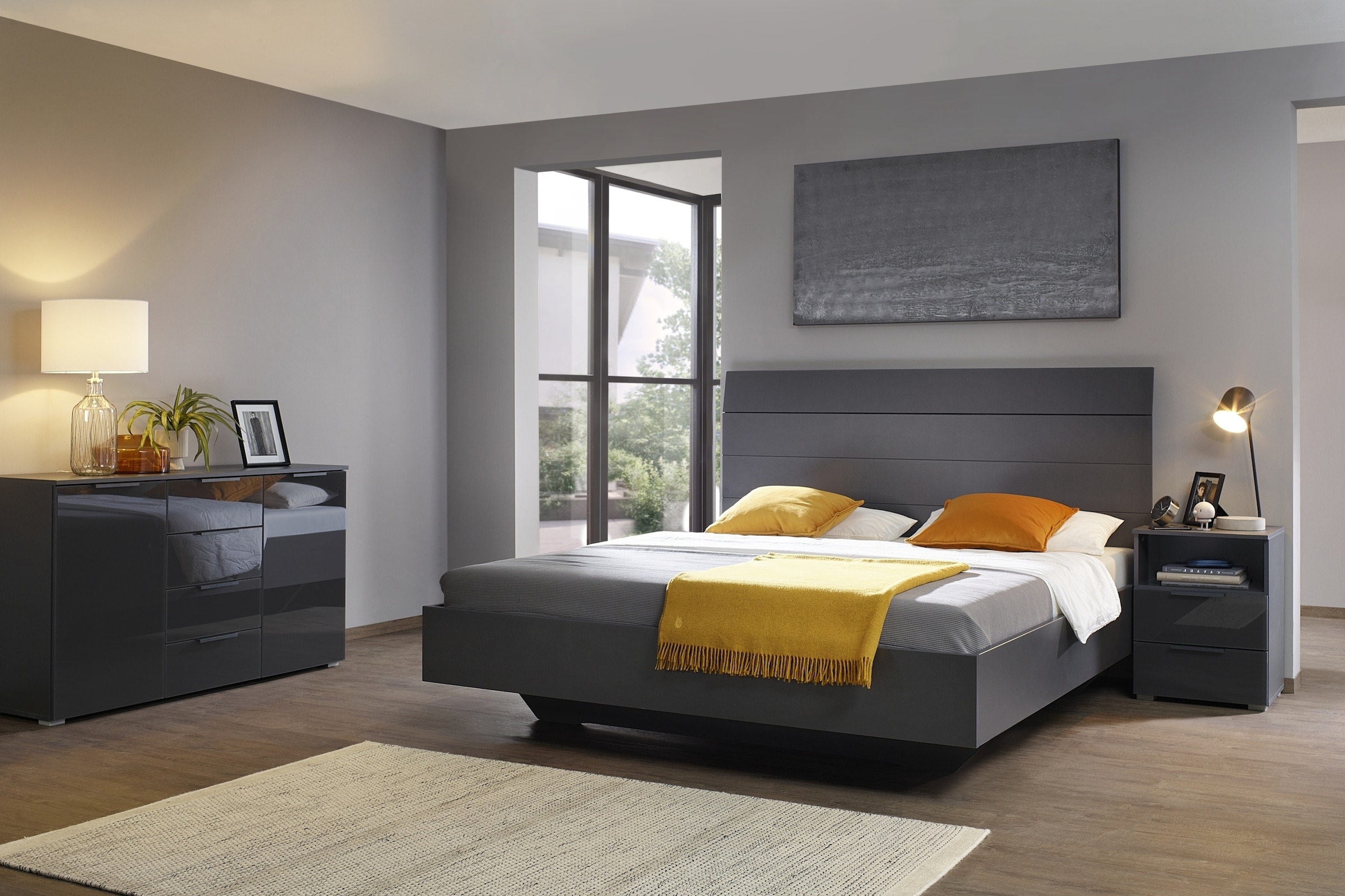 rauch Schubkastenkommode »Sideboard Kommode Kombikommode KOLUNA mit Glasfront«, mit 4 Schubkästen und 2 Türen sowie Metallgriffen MADE IN GERMANY