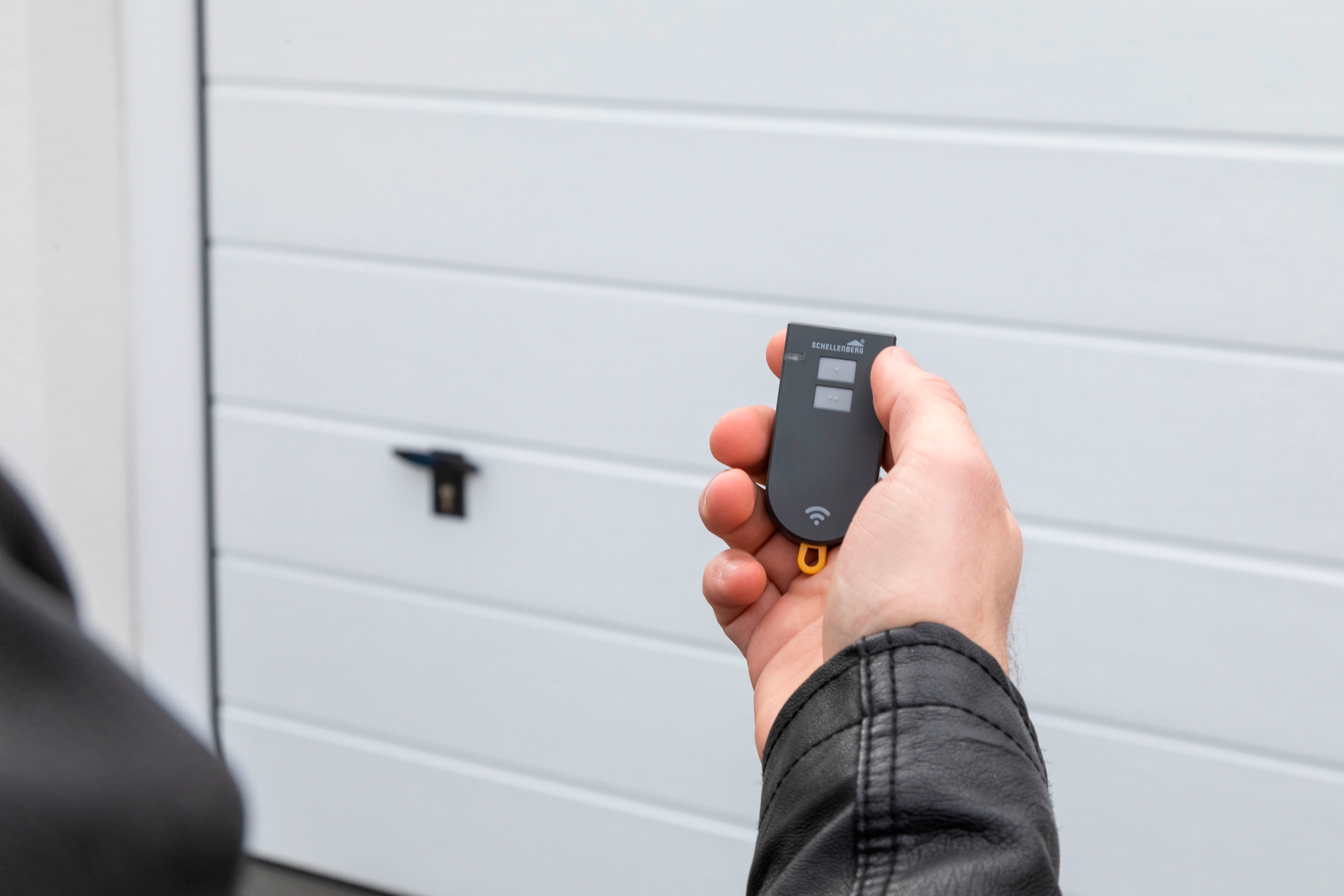 SCHELLENBERG Tor-Funksteuerung »Fernbedienung 2-Kanal«, Garagentorantrieb, zur Bedienung von Garagentorantrieben Smart DRIVE M, L und XL