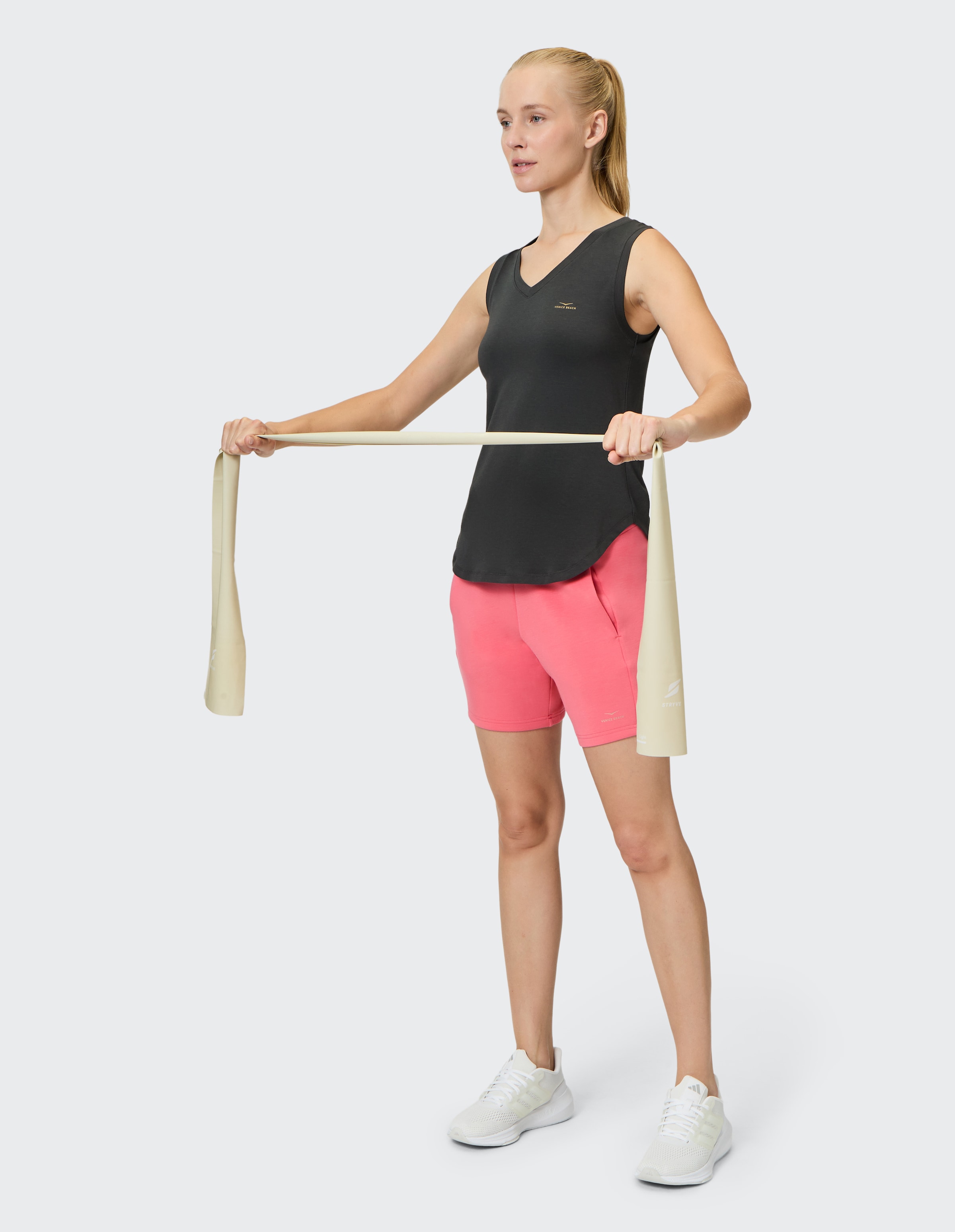 Venice Beach Trainingsshirt »LALLY«