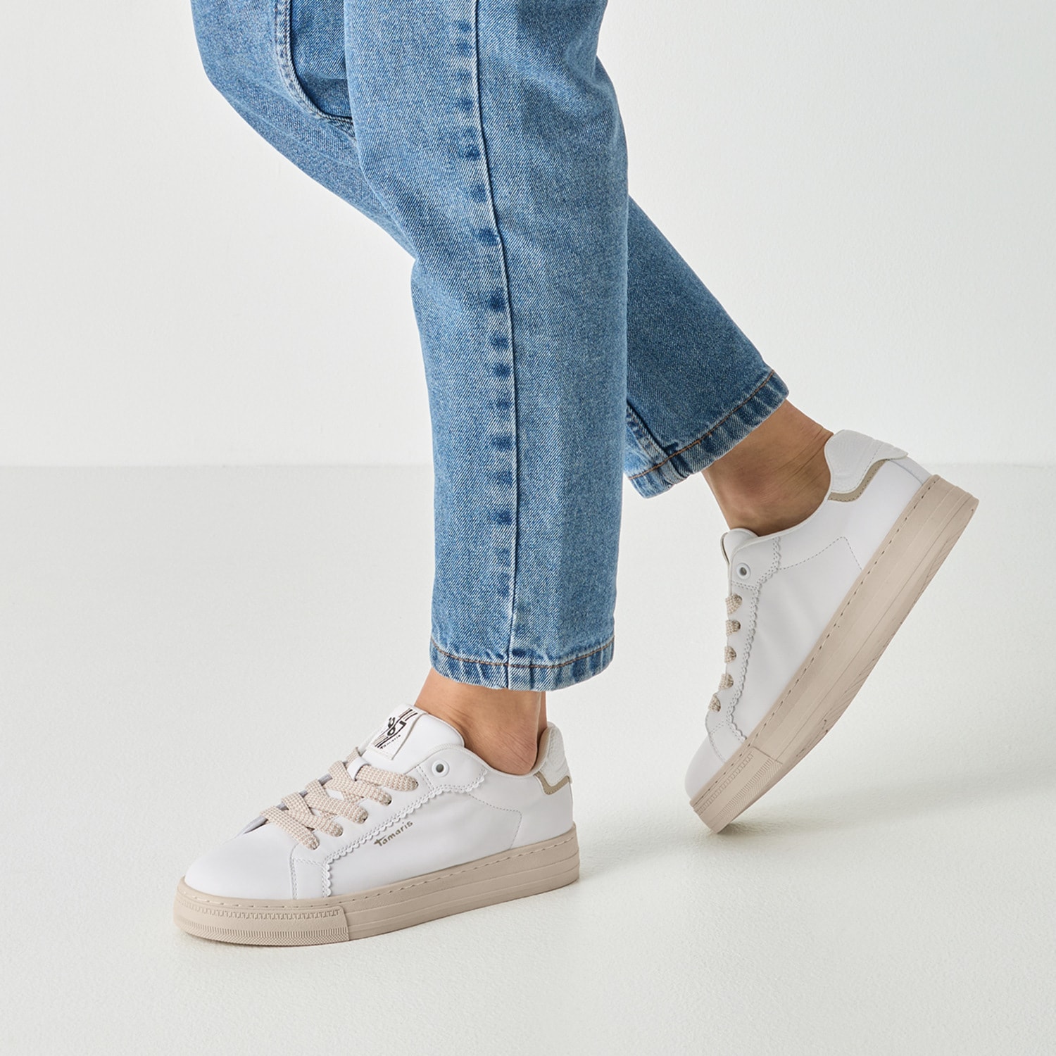 Tamaris Slip-On Sneaker  Freizeitschuh, Halbschuh mit Wellenkante und Logoschriftzug