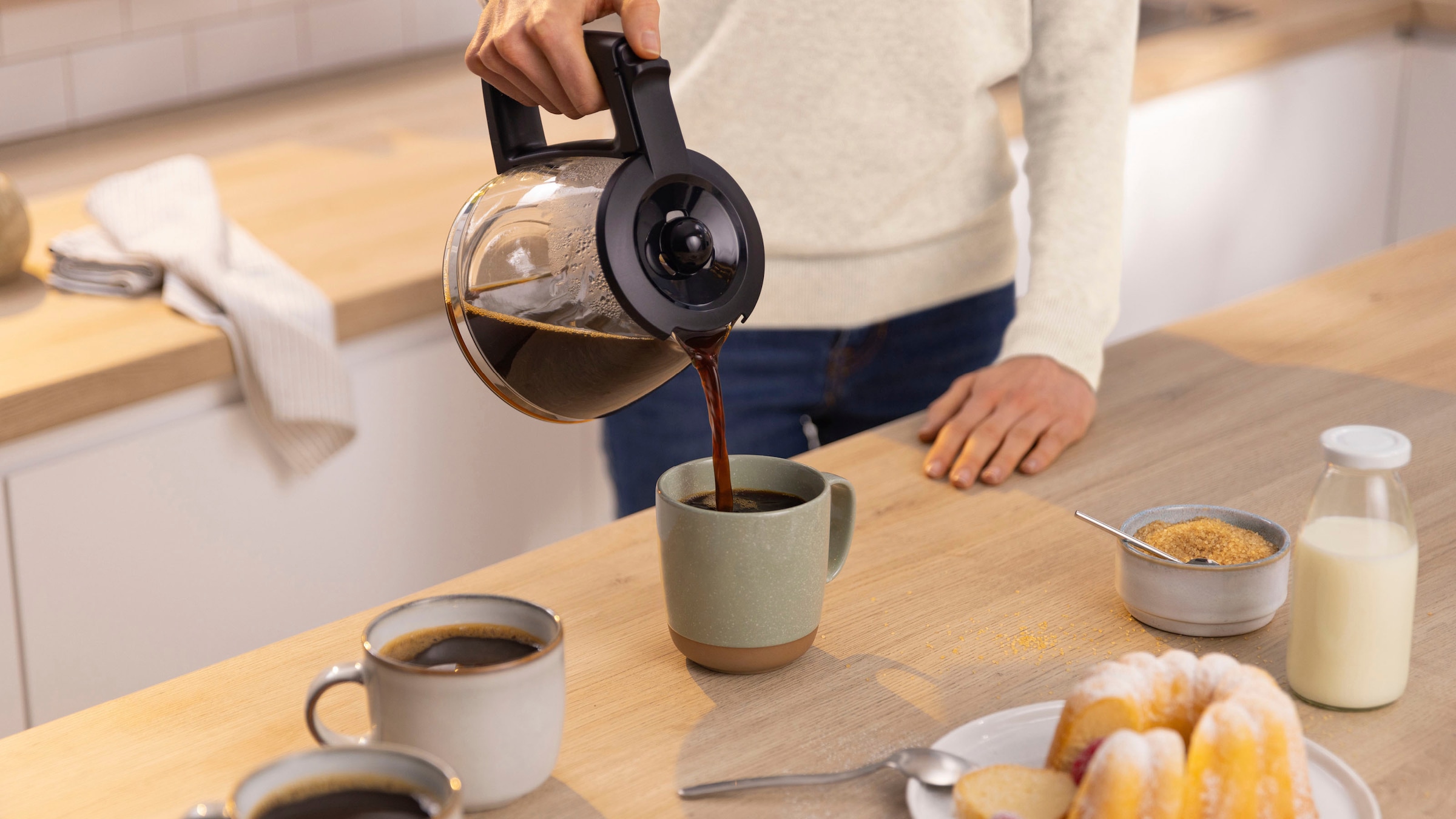BOSCH Filterkaffeemaschine »MyMoment TKA2M113«, 1,25 l Kaffeekanne, Papierfilter, 1x4, für 10-15 Tassen, Glaskanne, 40min Warmhaltefunktion, 1200 W