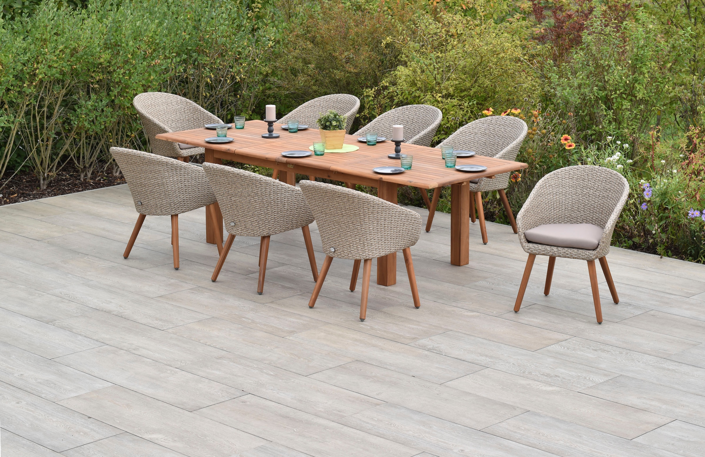 MERXX Garten-Essgruppe »»Arrone««, (Set, 9 tlg., Tisch doppelt ausziehbar: 100x 180/220/260x 75 cm), Sesselbeine aus Akazienholz, Beine 9x9 cm, Tischplatte 3 cm