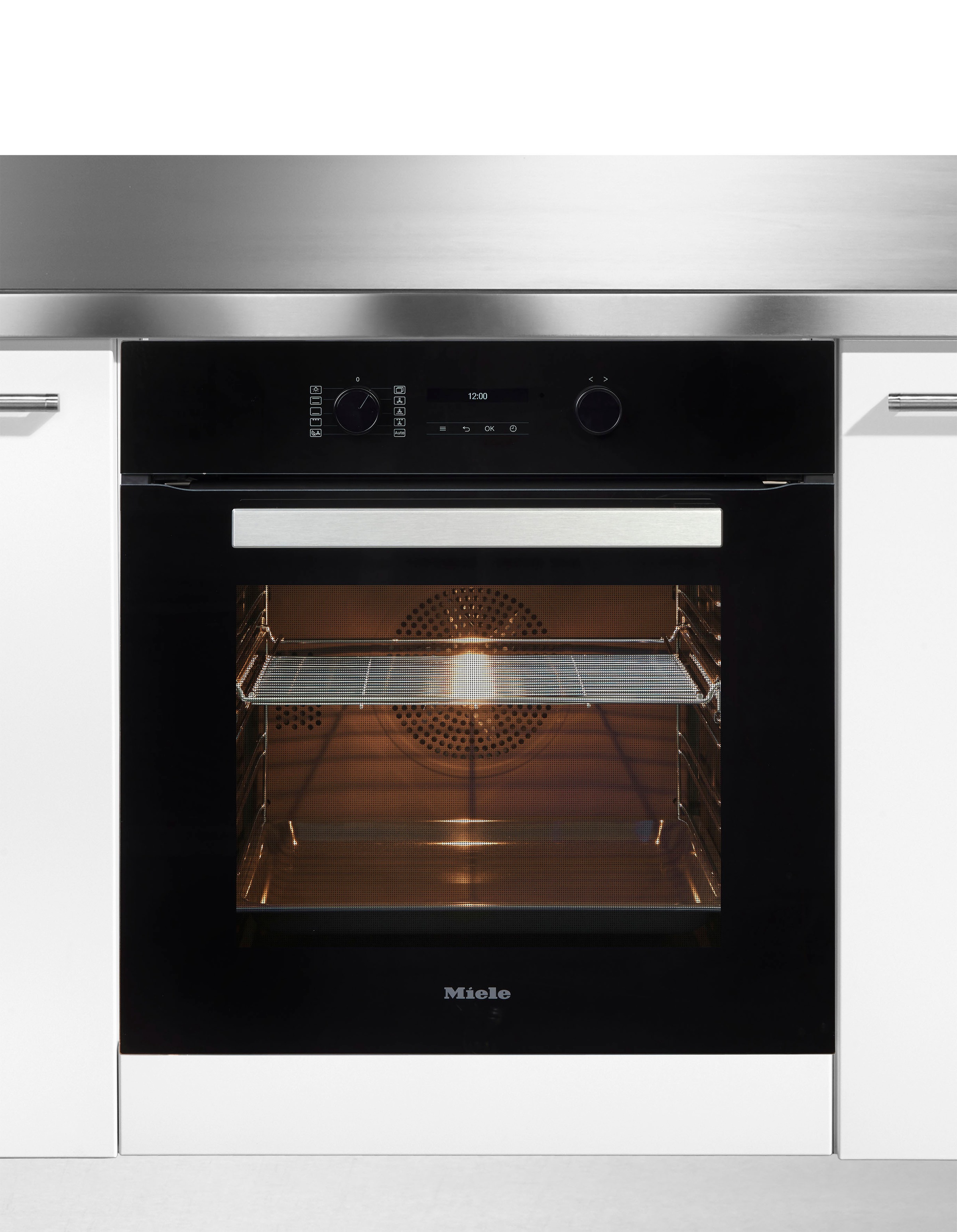 Miele Einbaubackofen  »H 2469 B Active«, PerfectClean, AirFry-Funktion
