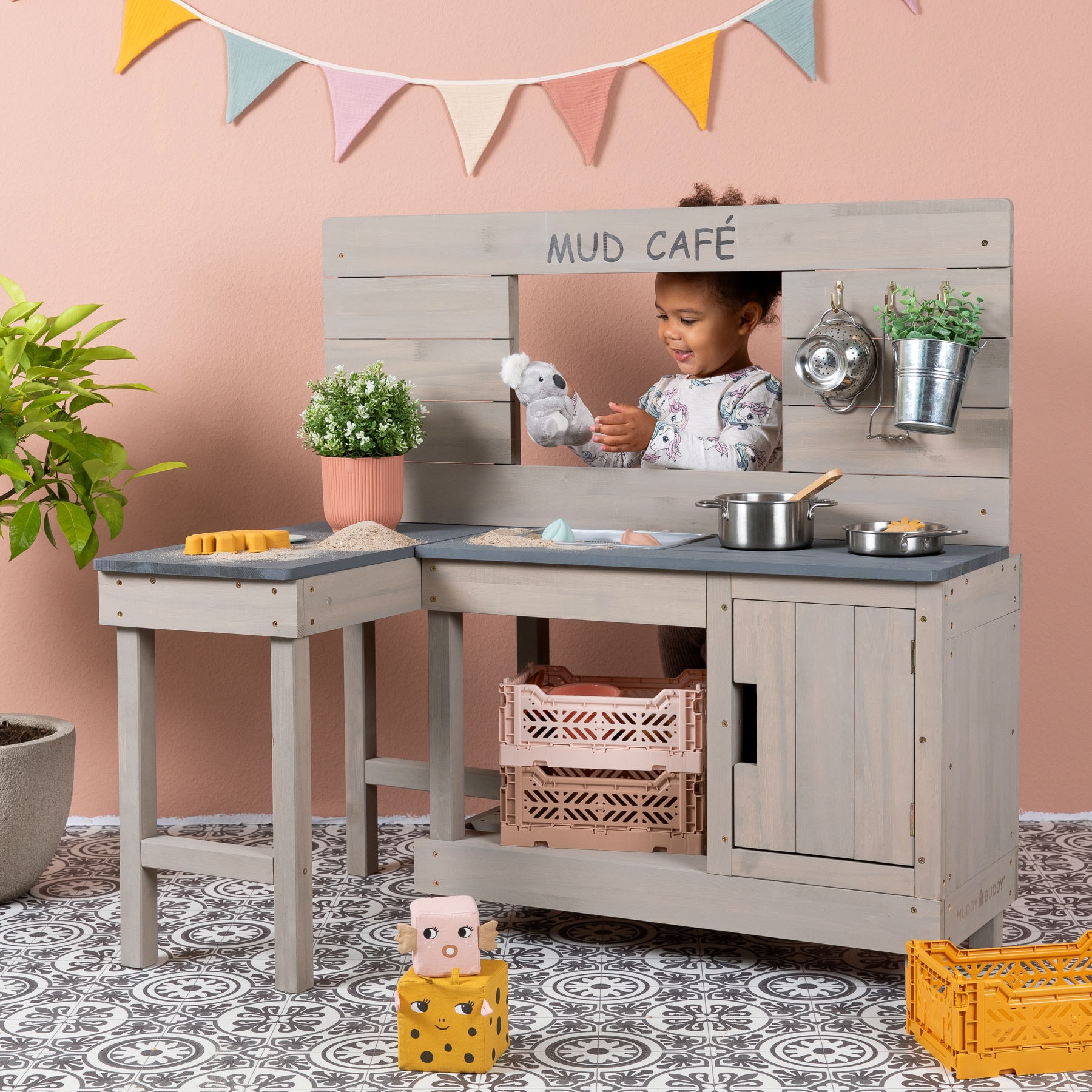 MUDDY BUDDY® Outdoor-Spielküche »Matschküche Coffee Corner« Dieses Produkt besteht aus FSC®-zertifiziertem Material.