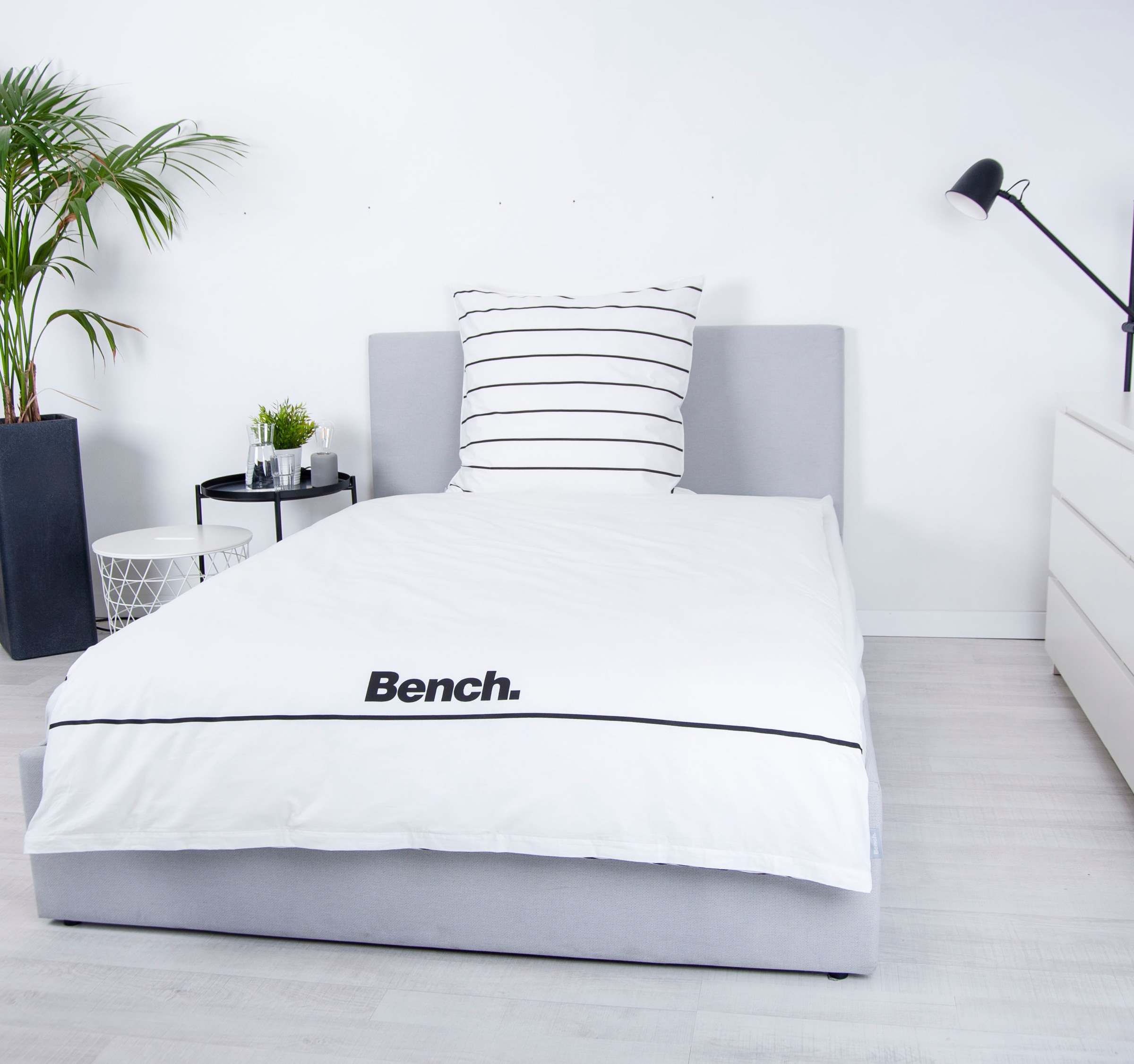 Bench. Wendebettwäsche »Bench«, Kissenbezug mit dekorativer Paspel