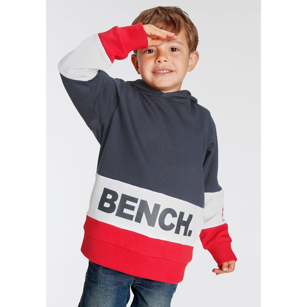 Bench. Kapuzensweatshirt »im Colorblock-Design« mit Logo-Drucken