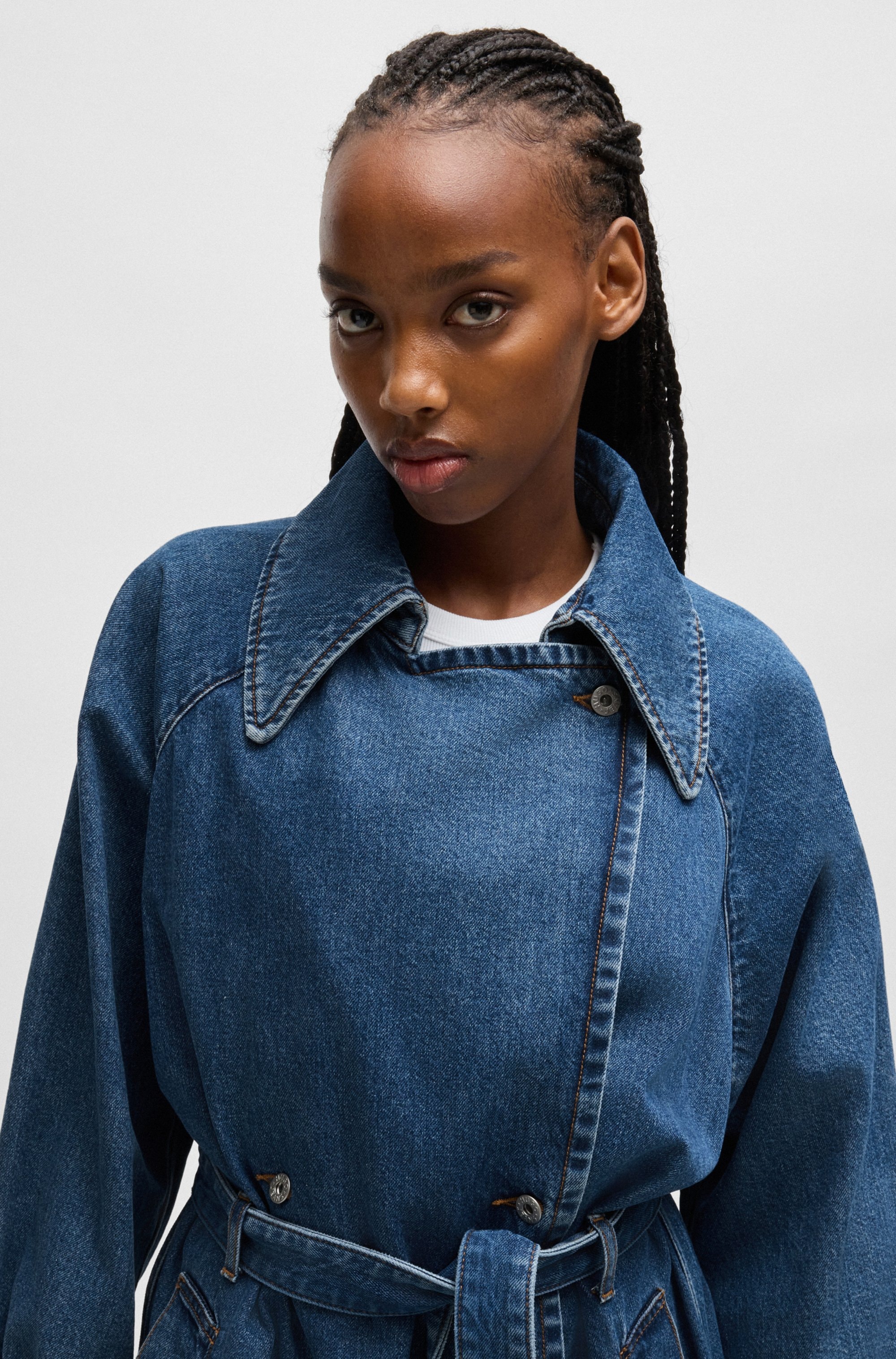 HUGO Blue Trenchcoat »Garena«, mit Taillengürtel, All Over Denim Fashion Piece Jeanstrenchcoat