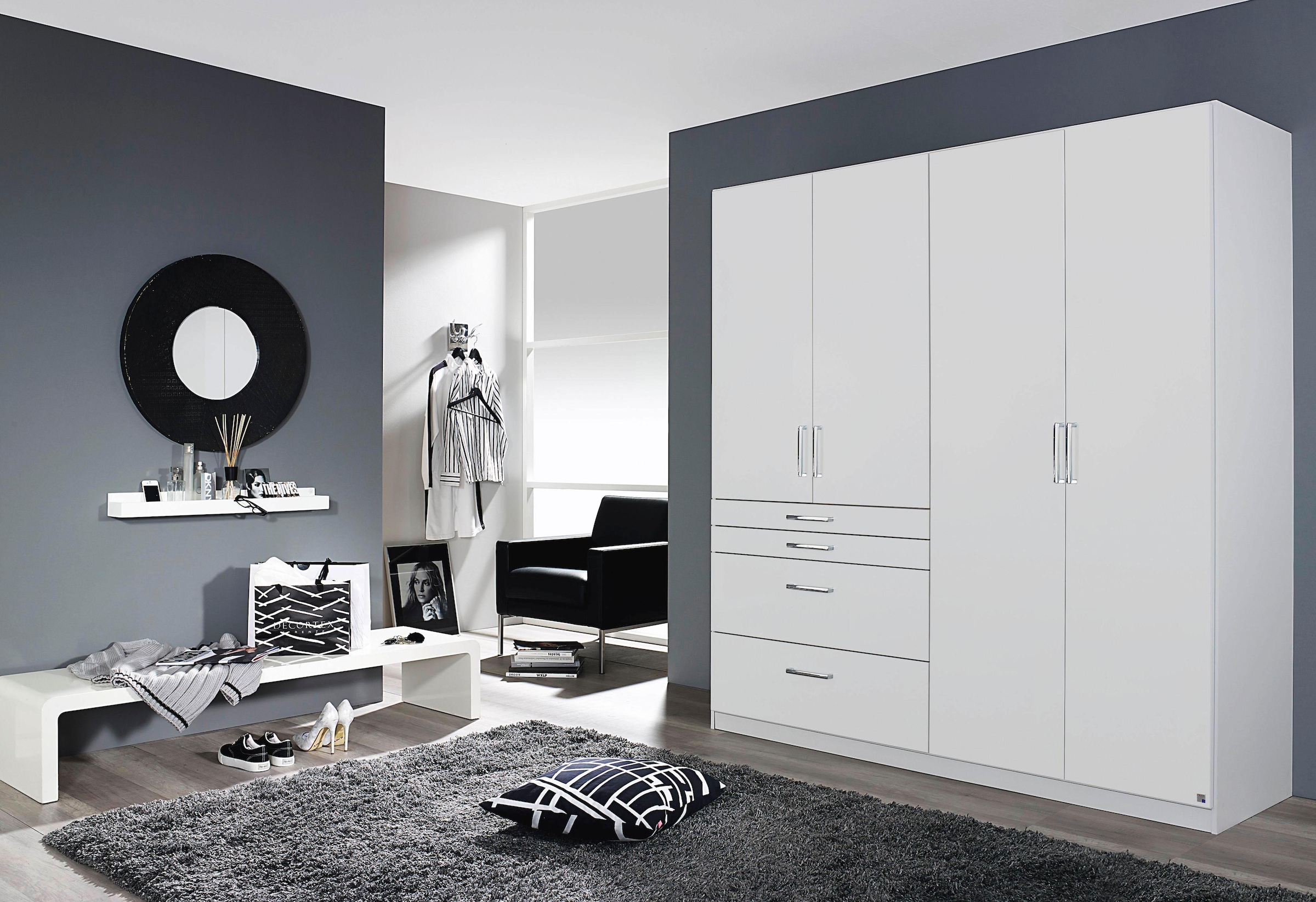 Kleiderschrank 