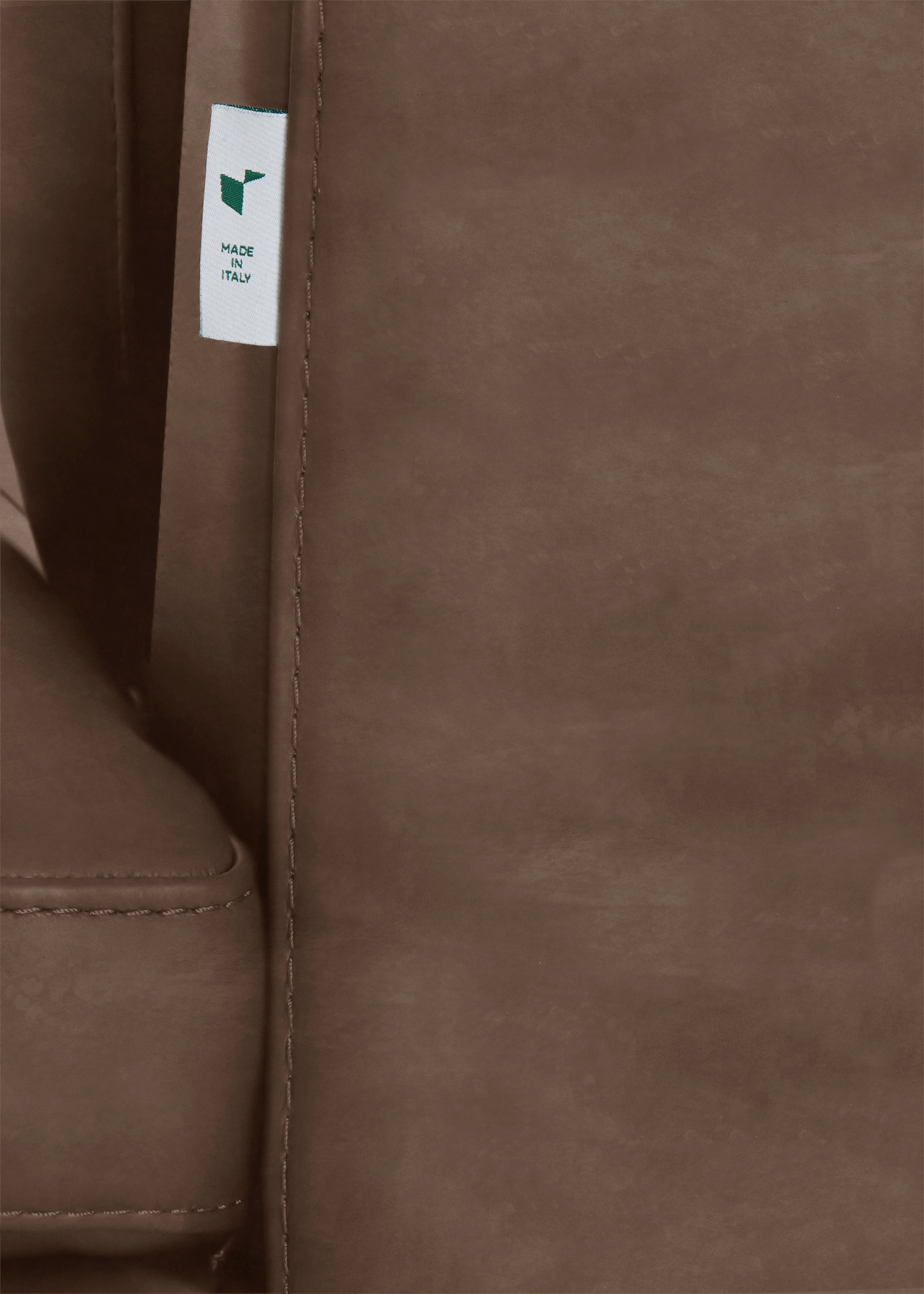 CALIA ITALIA Polstergarnitur »Gaia, hochwertige Garnitur aus 2-Sitzer & 3-Sitzer im edlen Design«, (Set, 2 tlg.), aus pflegeleichtem Luxus-Microfaser Ginevra Hydro Care