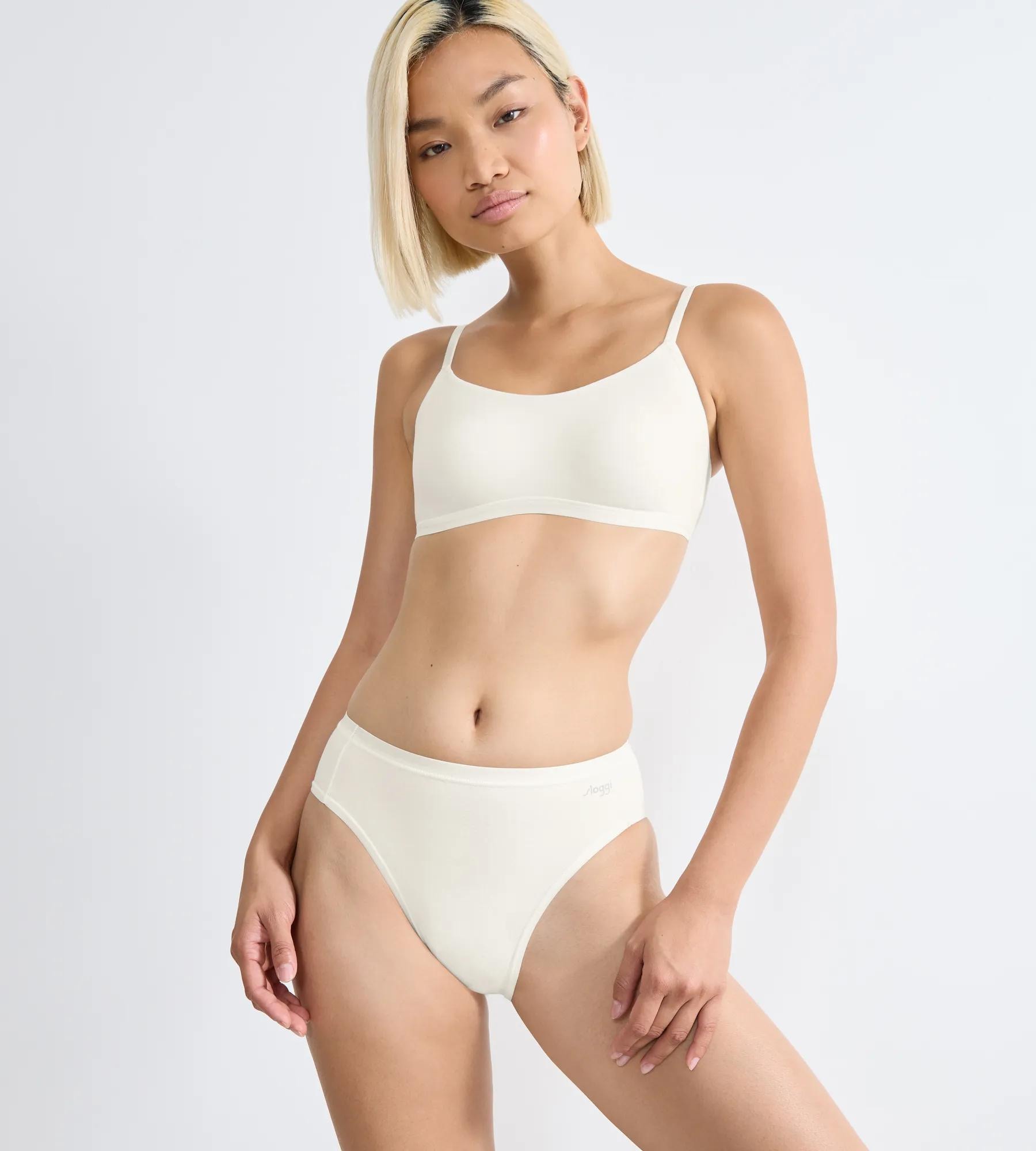 sloggi Tai-Slip »GO Daily Cotton« 3er Pack,  Glanz-Effekt Details, hoher Beinausschnitt, weich, elastisch