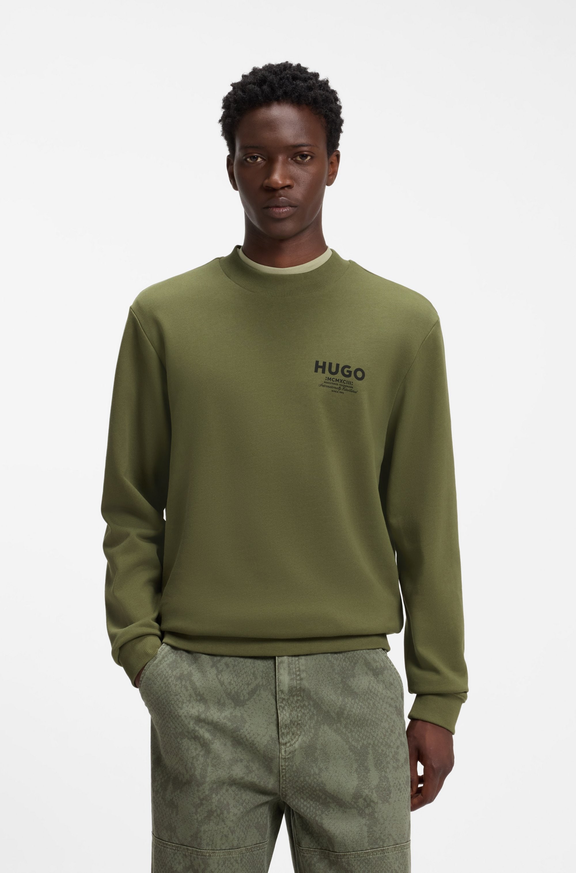 HUGO Sweatshirt »Nespon«, Rundhalsausschnitt, Regular Fit, reine Baumwolle
