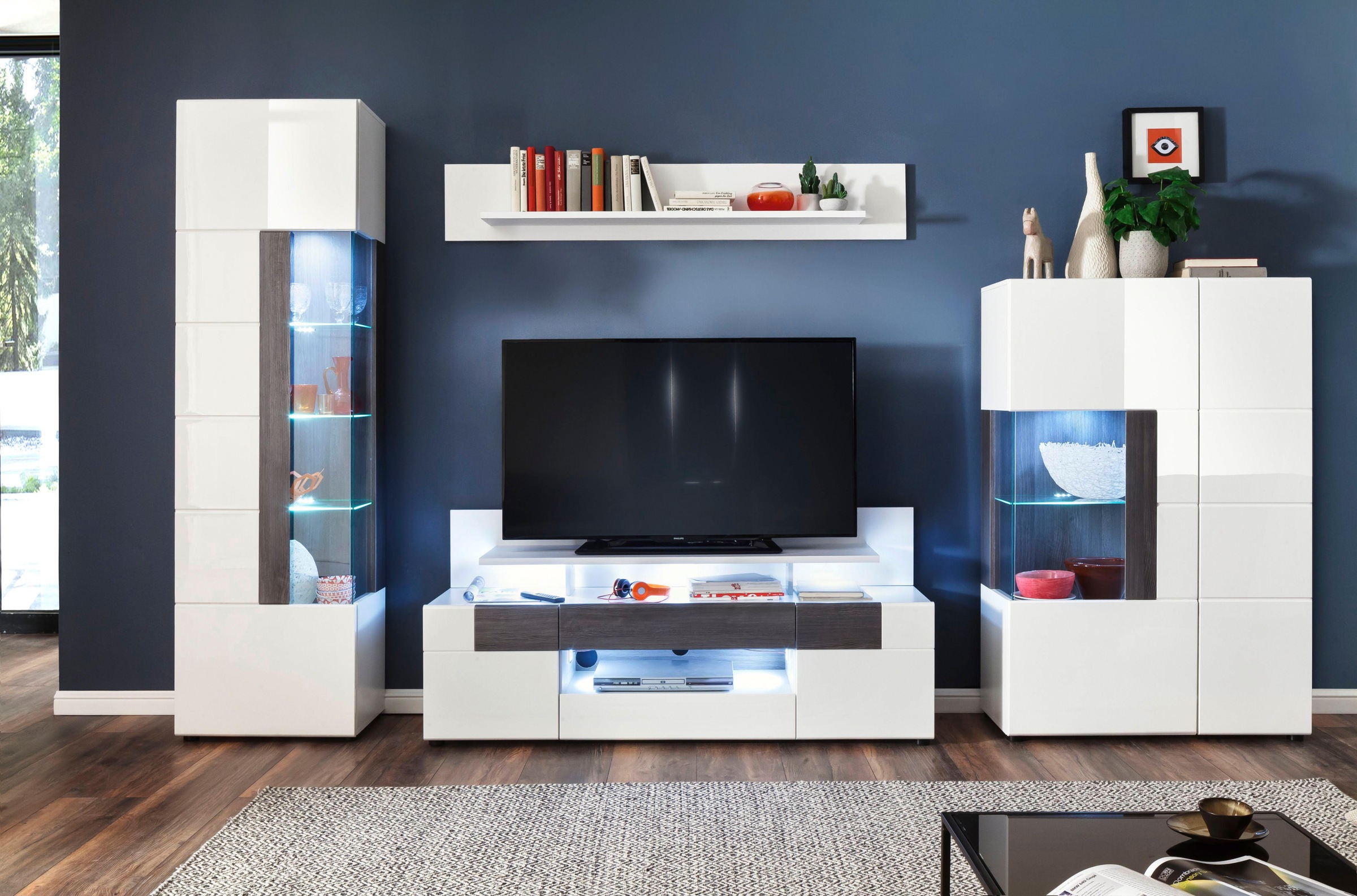 trendteam Wandregal »Taormina«, Zeitloses Wandboard - Maße (B/T/H) 153/20/26 cm