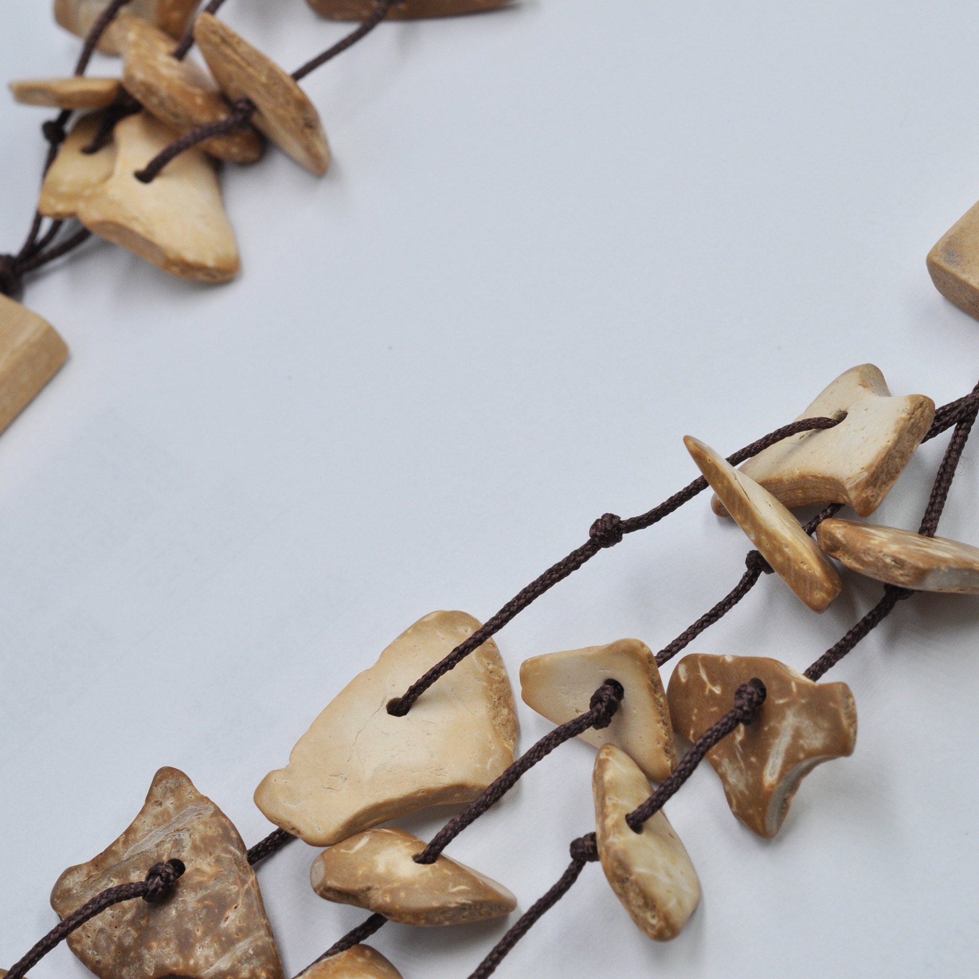 Steuer Collierkettchen »Textilkette braun mit Kokossplittern natur«