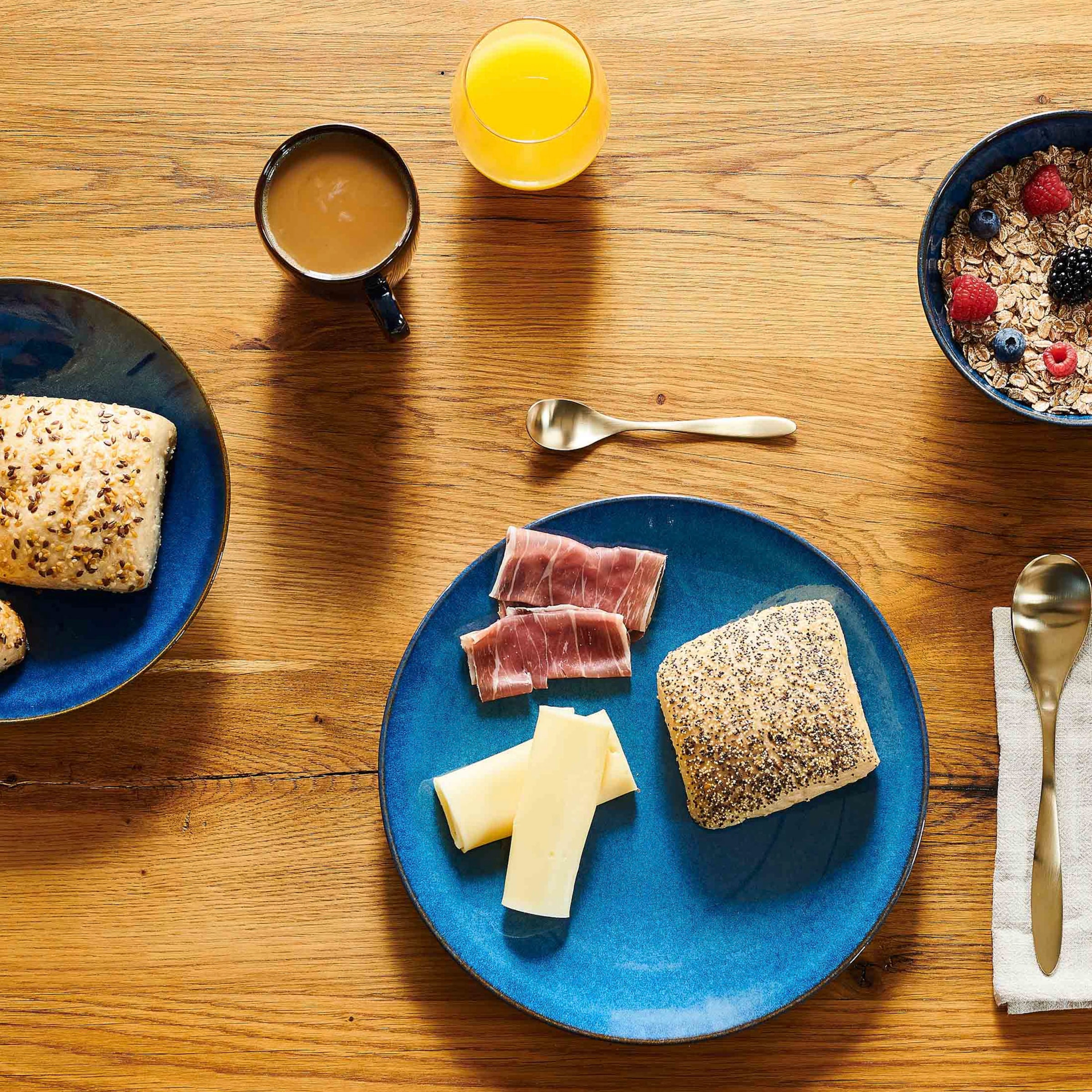 MÄSER Frühstücks-Geschirrset »Service, Ossia  (Teller, Schale, Kaffeebecher)« Vintage-Charakter, 18 Teile, für 6 Personen