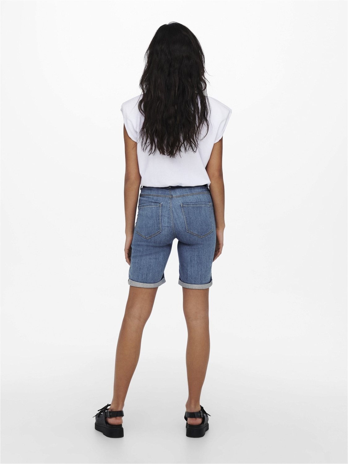 ONLY Jeansshorts »ONLRAIN LIFE MID LONG DNM SHORTS NOOS«