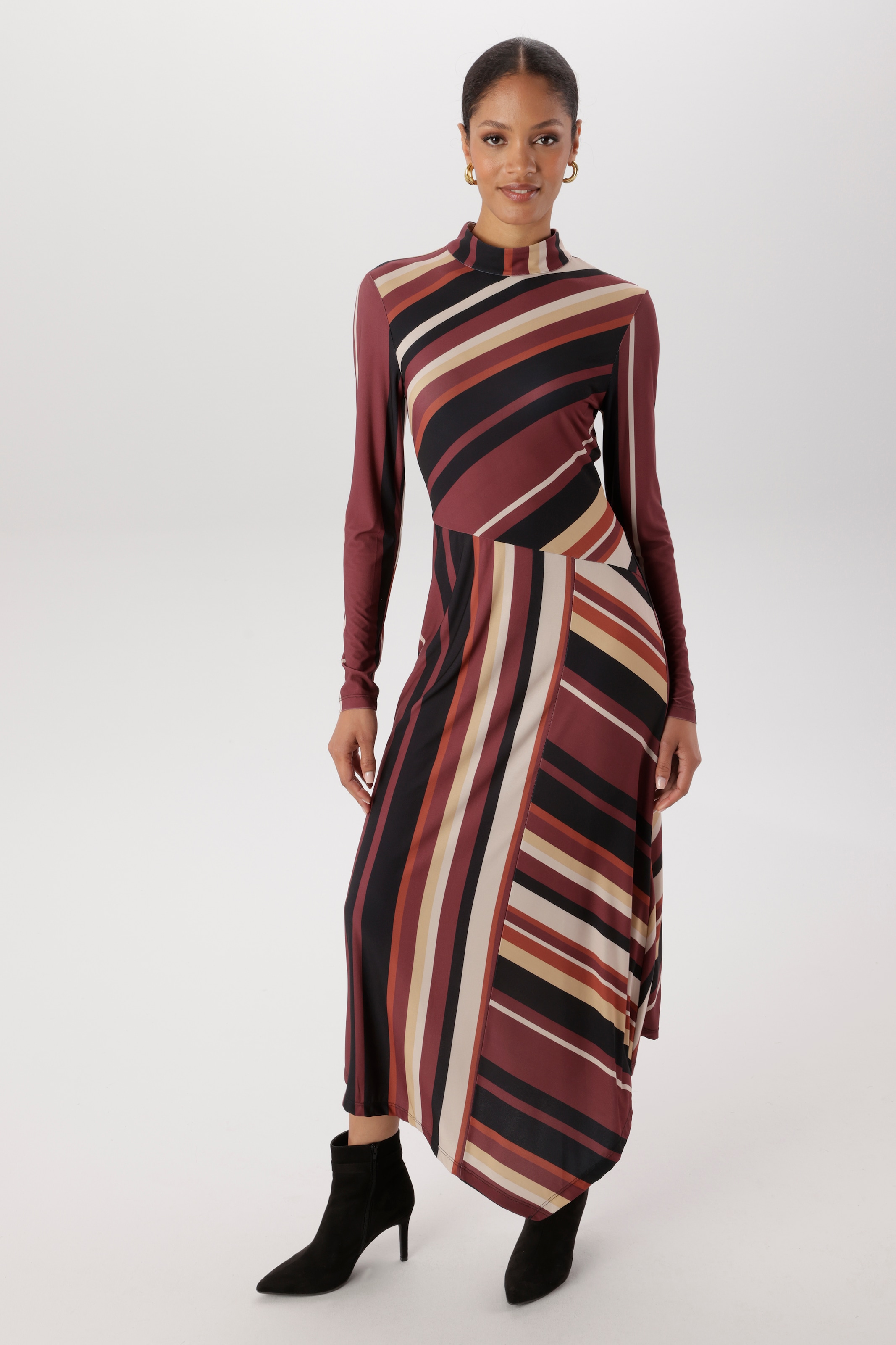 Aniston SELECTED Maxikleid Hinten mit 2 Knöpfen am Kragen zu schließen - NEUE KOLLEKTION