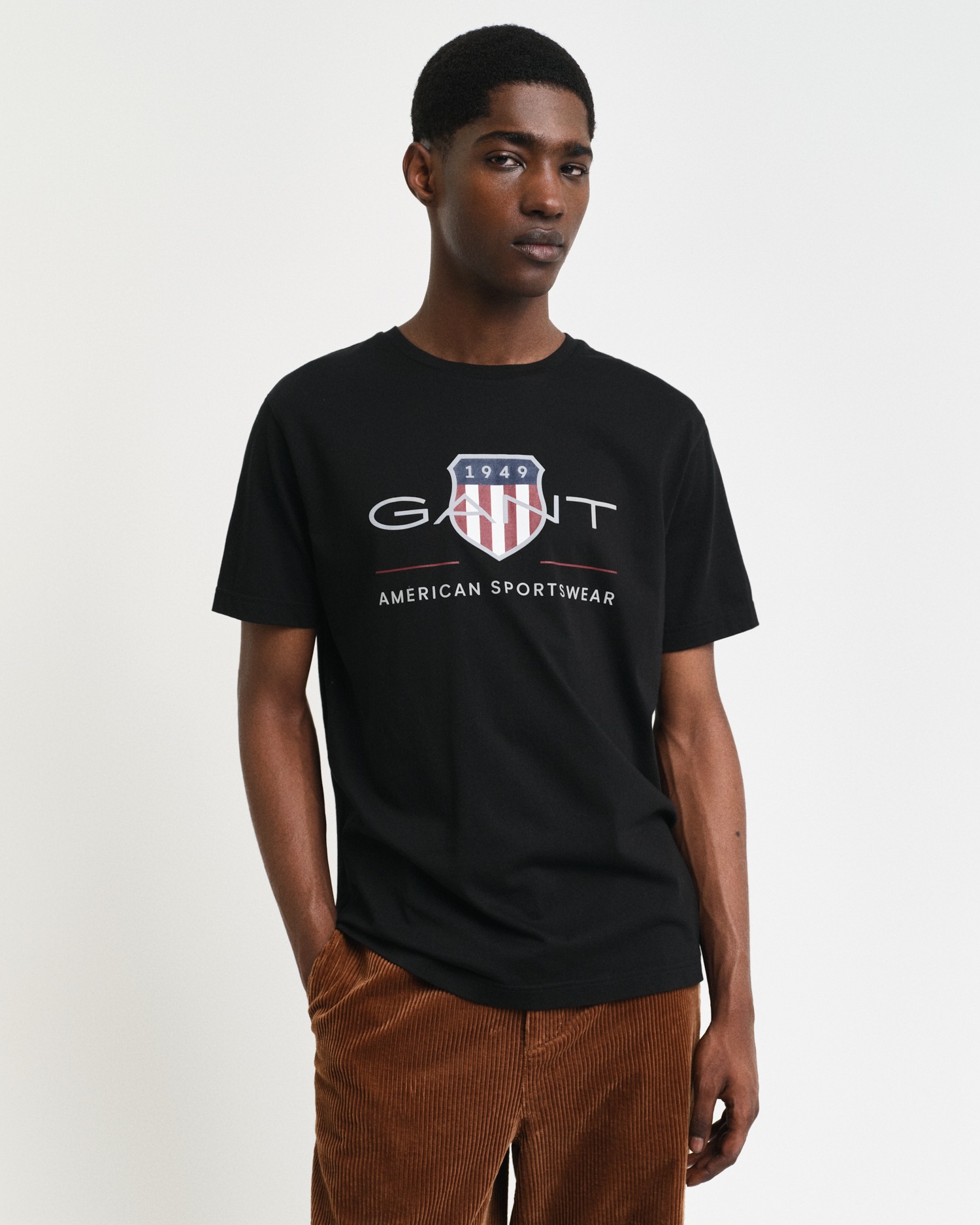 Gant T-Shirt »REG ARCHIVE SHIELD SS T-SHIRT« mit Logodruck auf der Brust