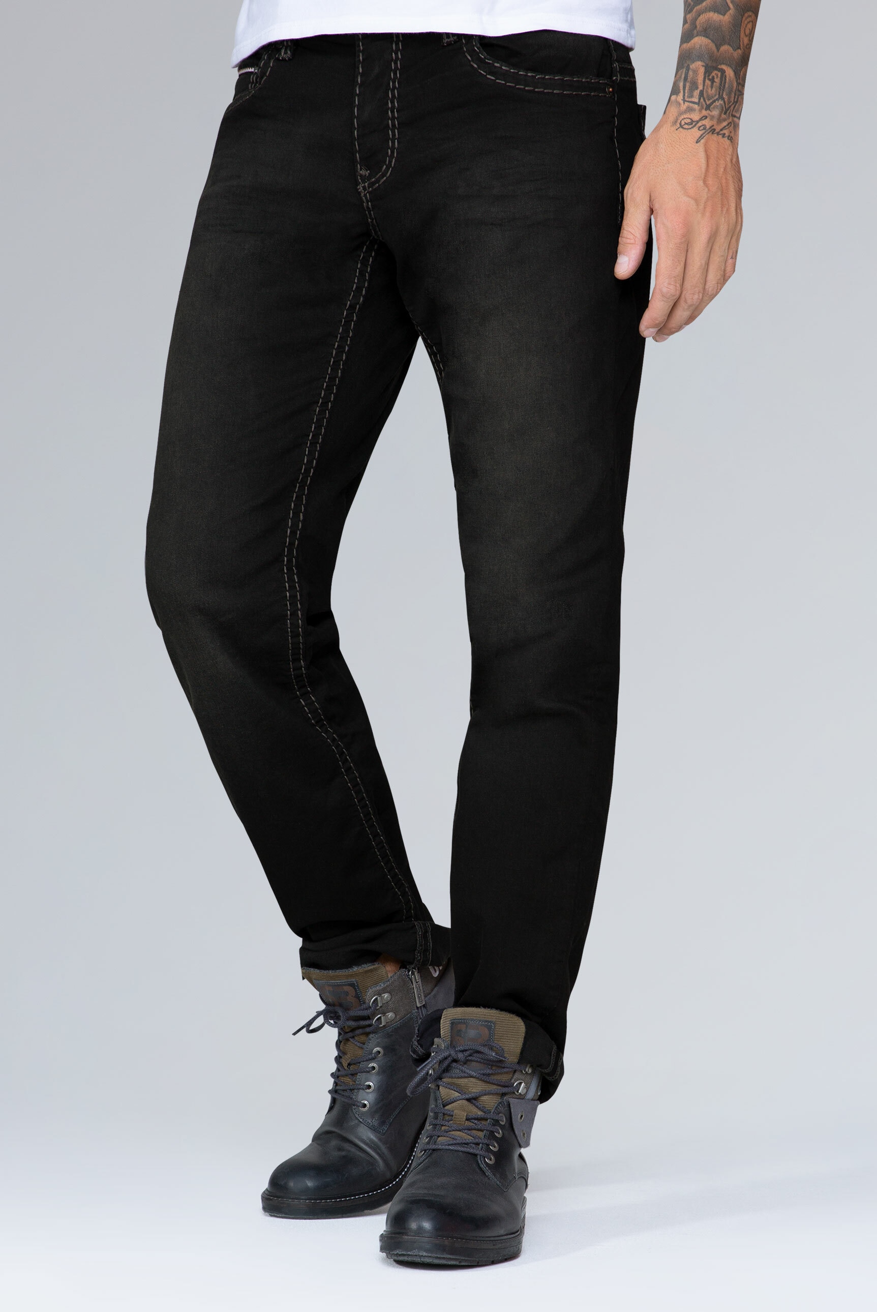 CAMP DAVID Comfort-fit-Jeans, mit Used-Waschung kaufen