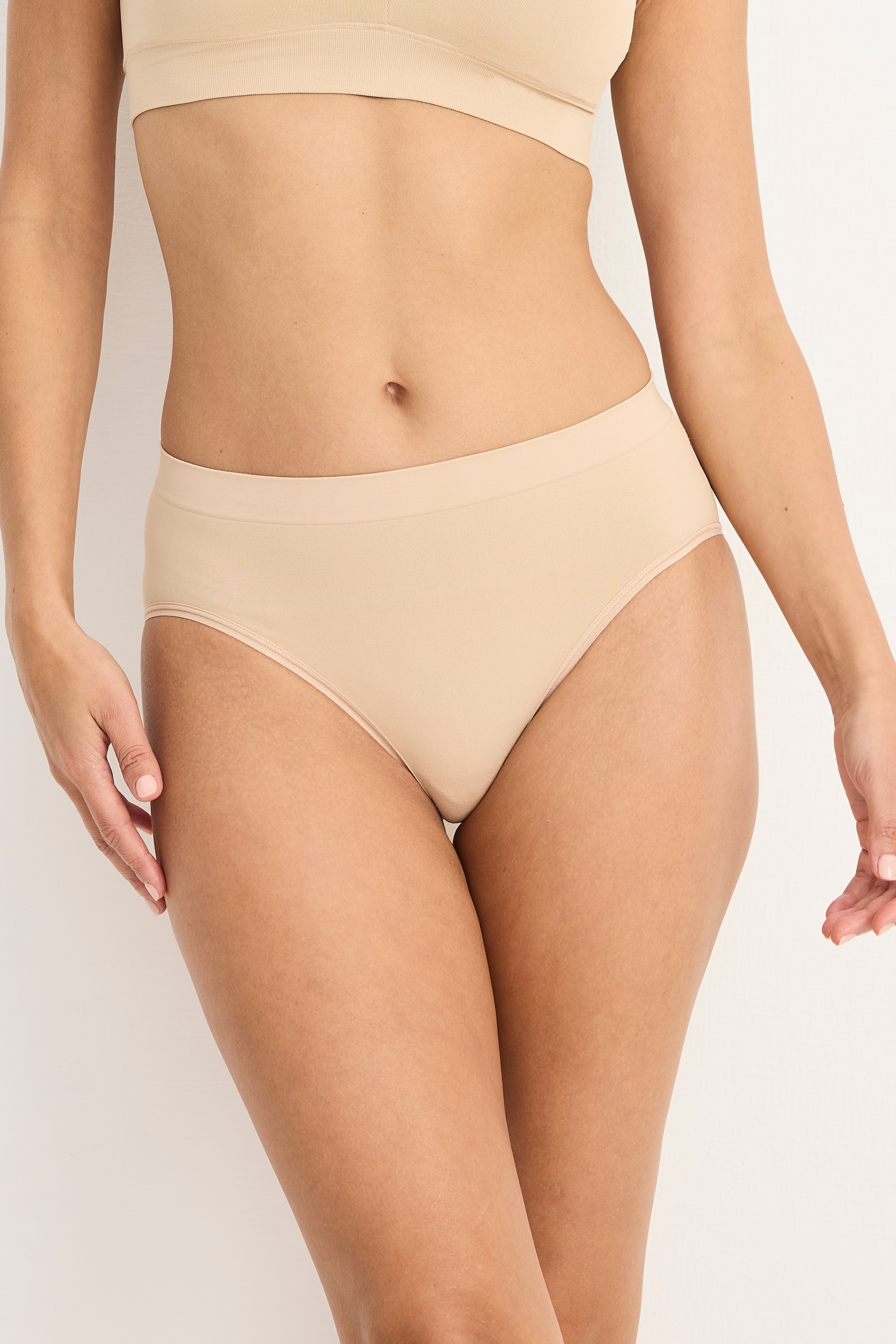 Jockey Hüftpanty »SEAMFREE CORE HI CUT«, (3er Pack), Hoch geschnitten, atmungsaktiv, ohne Seitennähte