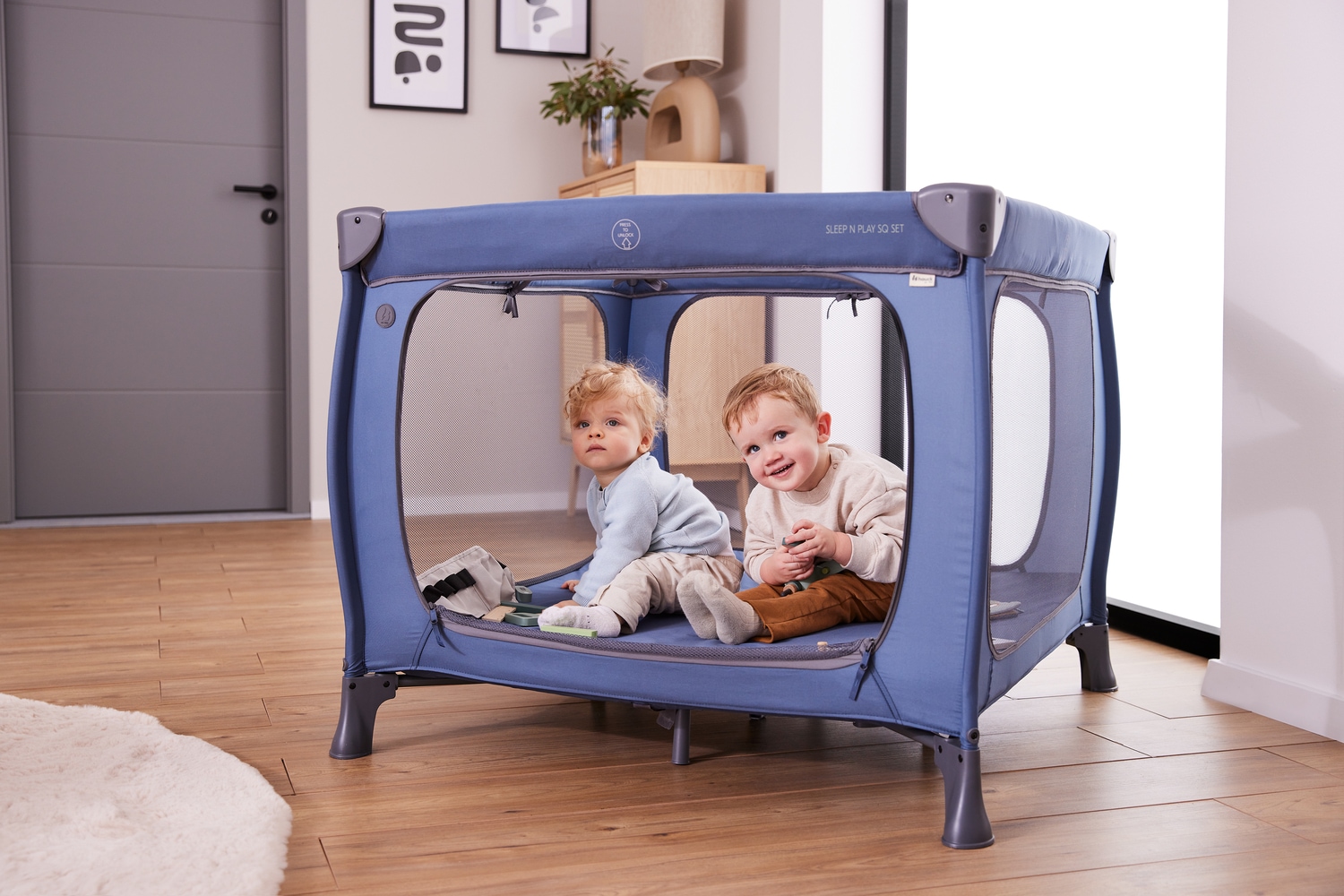 Hauck Baby-Reisebett »Sleep N Play SQ, Set dark green«, inklusive Schaumstoff-Matratze