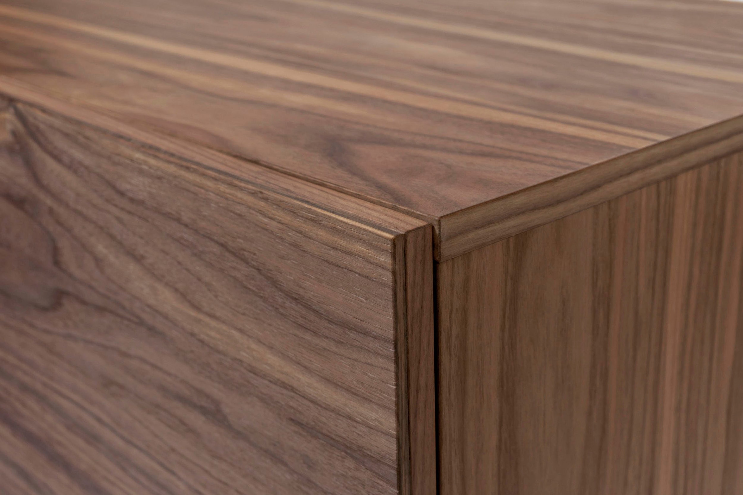 Woodman Sideboard, Kommode mit Holzfurnier aus Nussbaum