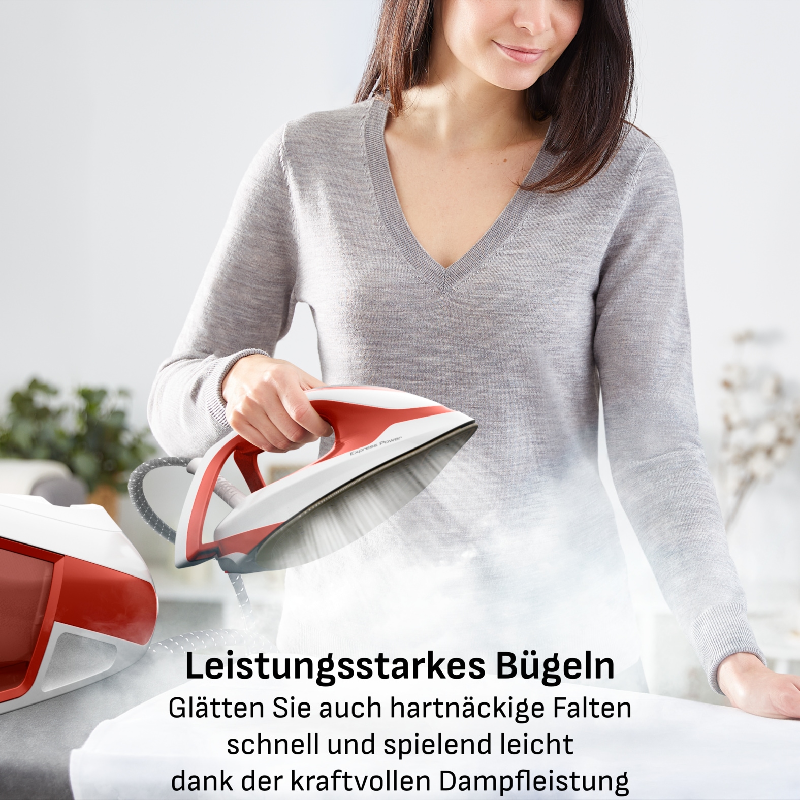Tefal Dampfbügelstation »Express Power, 6,3 Bar Druck, 1,8 L Wassertank, Kalk-Kollektor,« 1.800 ml Wassertank 420 g/Min. extra Dampfstoß, ideal für alle Textilien, SV8110