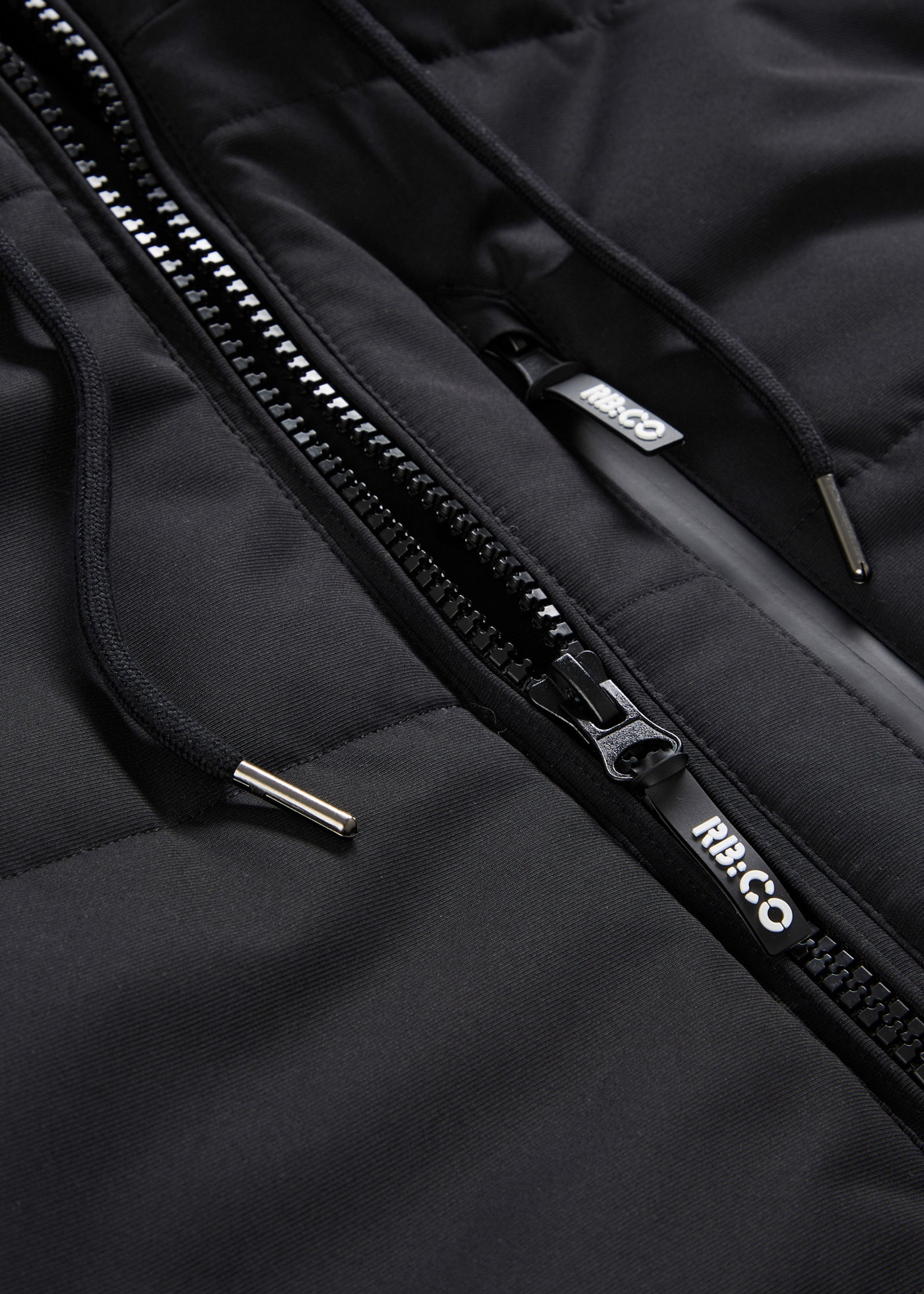 bonprix Steppjacke »Winter-Steppjacke in Blousonform mit Kapuze« mit Kapuze in Blousonform