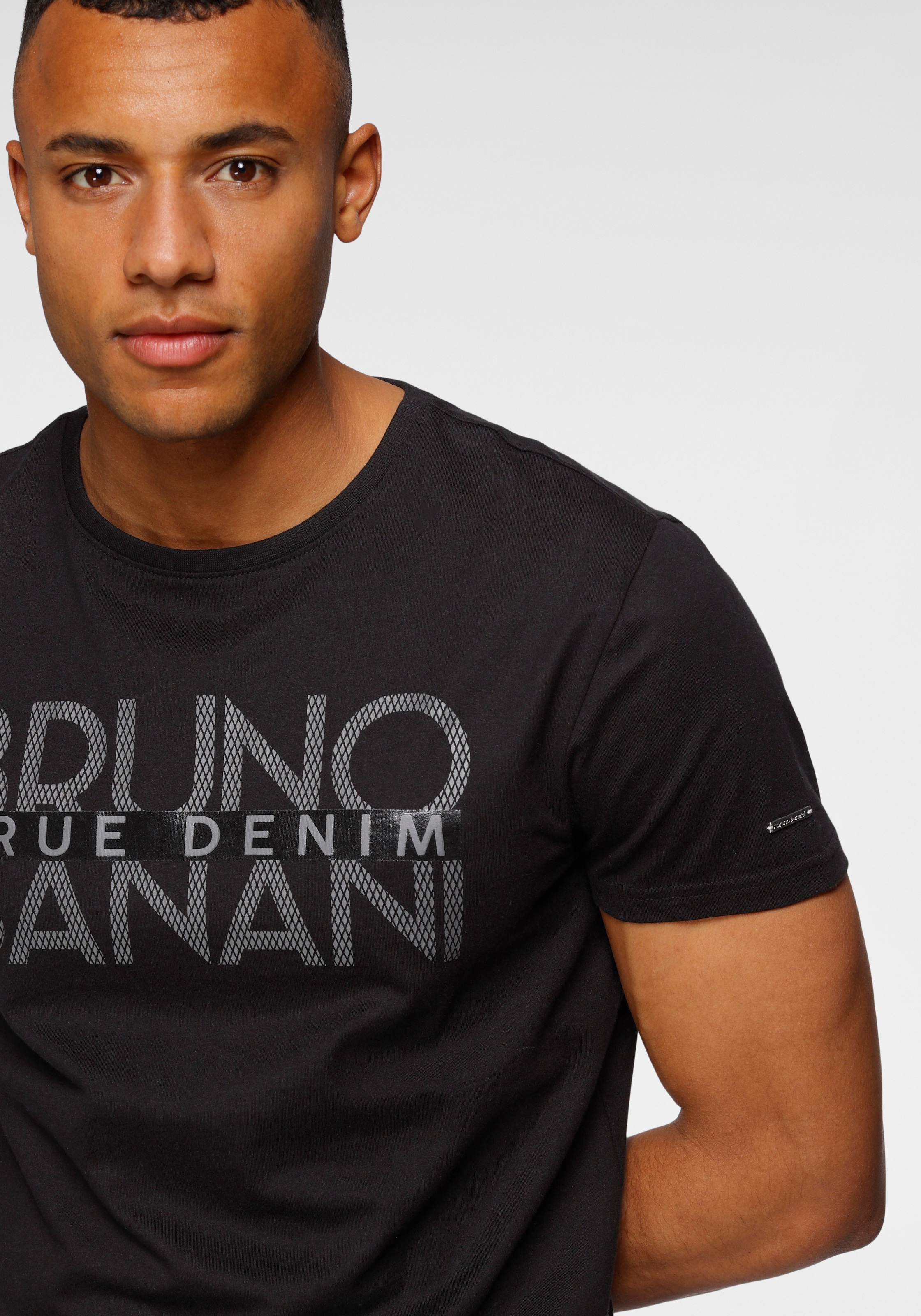 Bruno Banani T-Shirt, bequem glänzendem kaufen Print mit