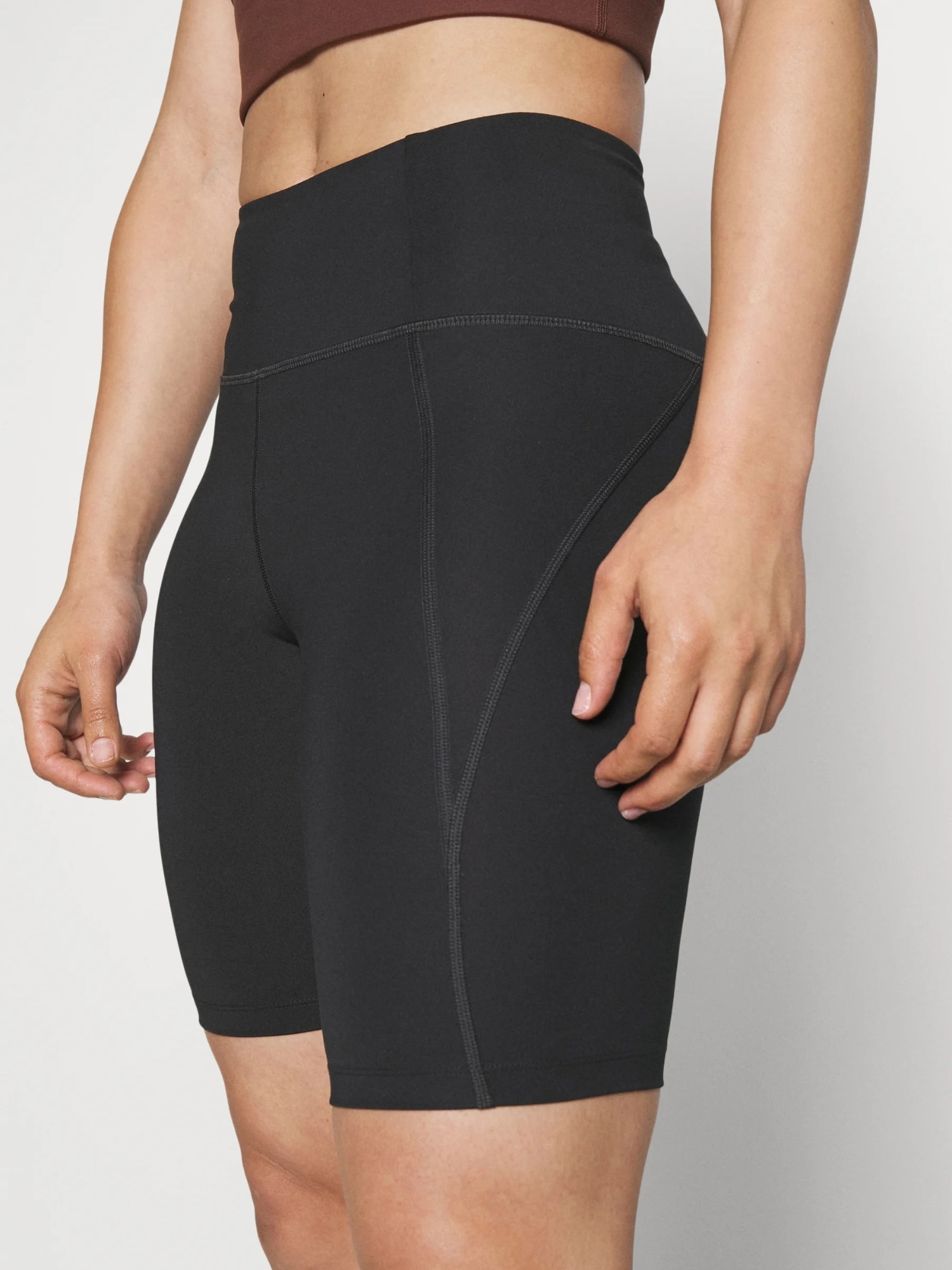 GIRLFRIEND COLLECTIVE Chinohose »Girlfriend Collective Trouser Compressive«