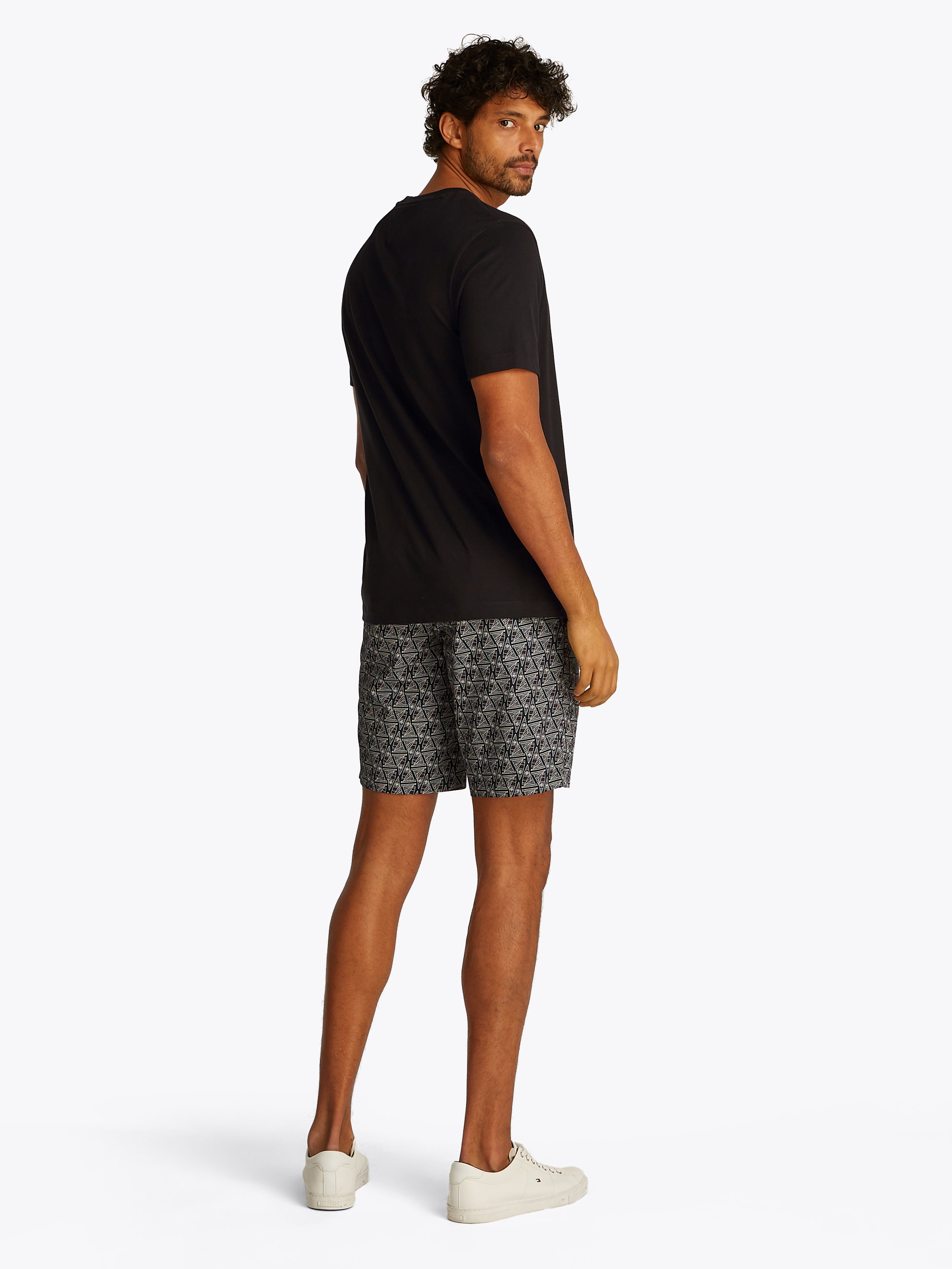 Tommy Hilfiger T-Shirt »ESSENTIAL SOLID POCKET TEE«