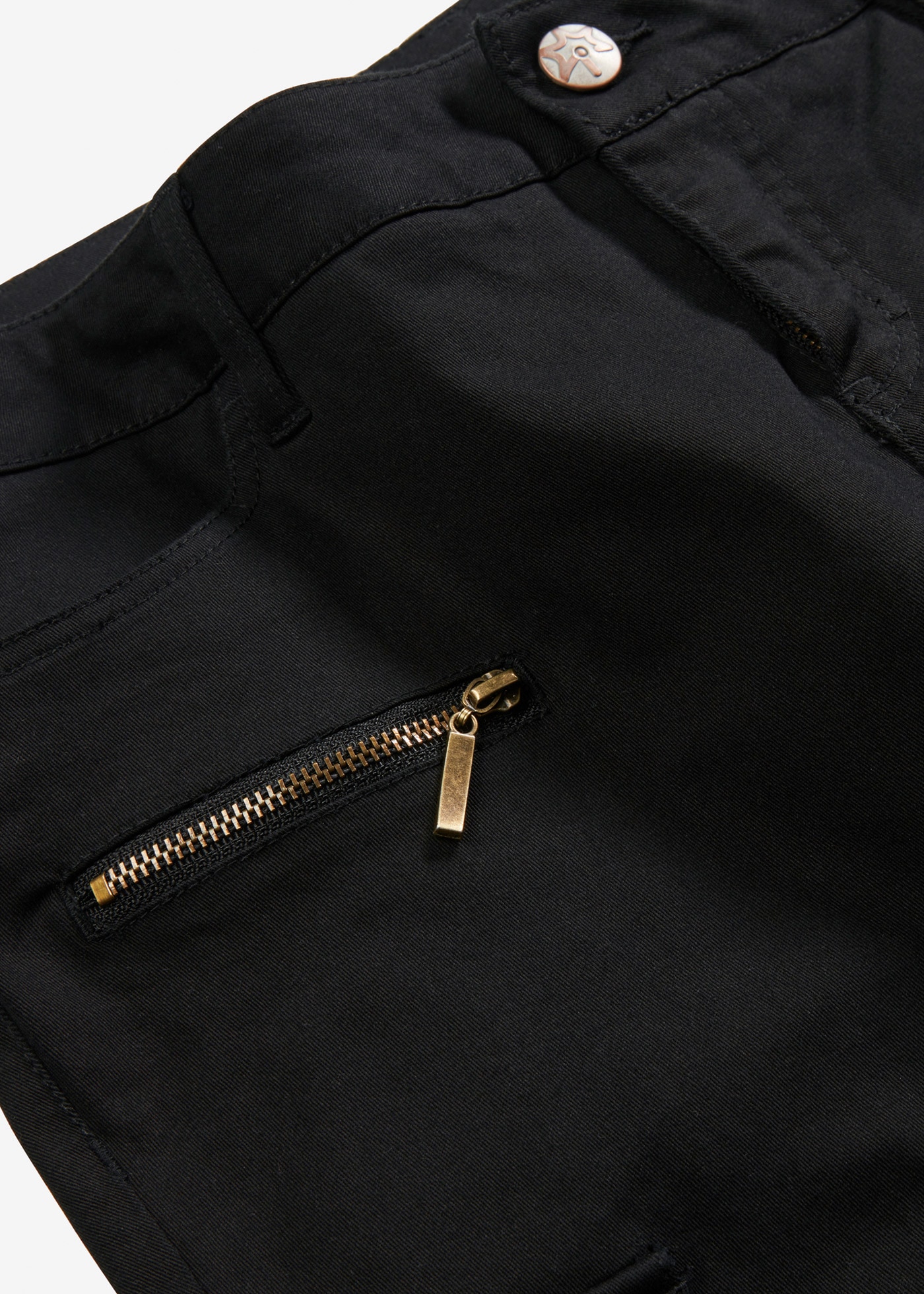 bonprix Cargohose  aus Baumwolle und Elasthan, aufgesetzte Seitentasche