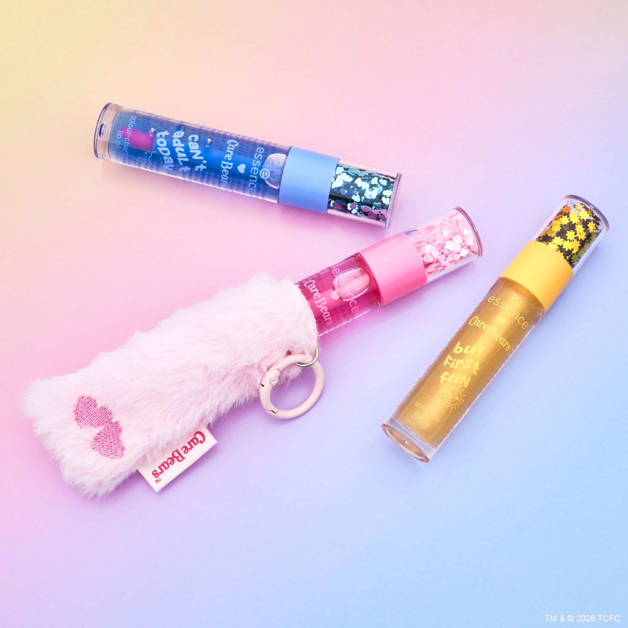 Essence Lipgloss »Care Bears lip oil trio & fluffy holder«
