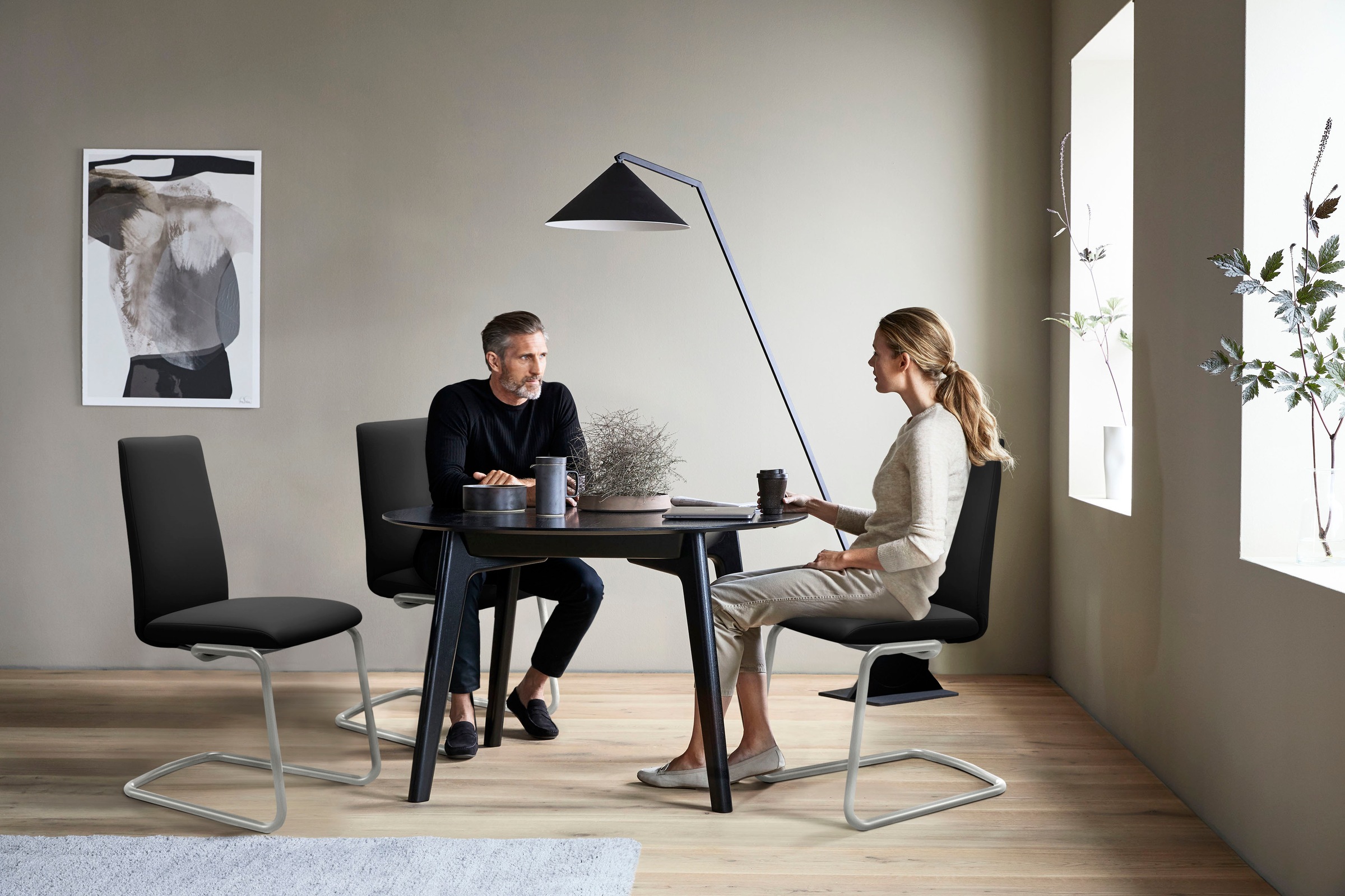 Stressless® Polsterstuhl »Laurel«, Leder PALOMA, Low Back, Größe M, mit Beinen aus Stahl in Schwarz matt