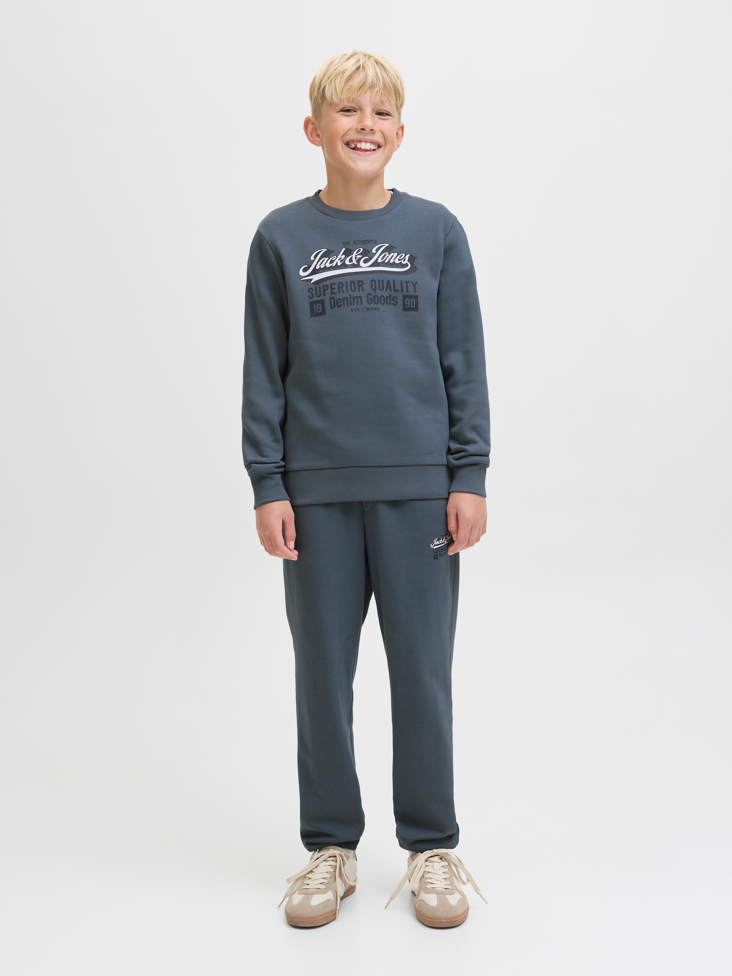 Jack & Jones Junior Sweatshirt »JJELOGO SWEAT CREW 2 COL AW25 NOOS JNR«