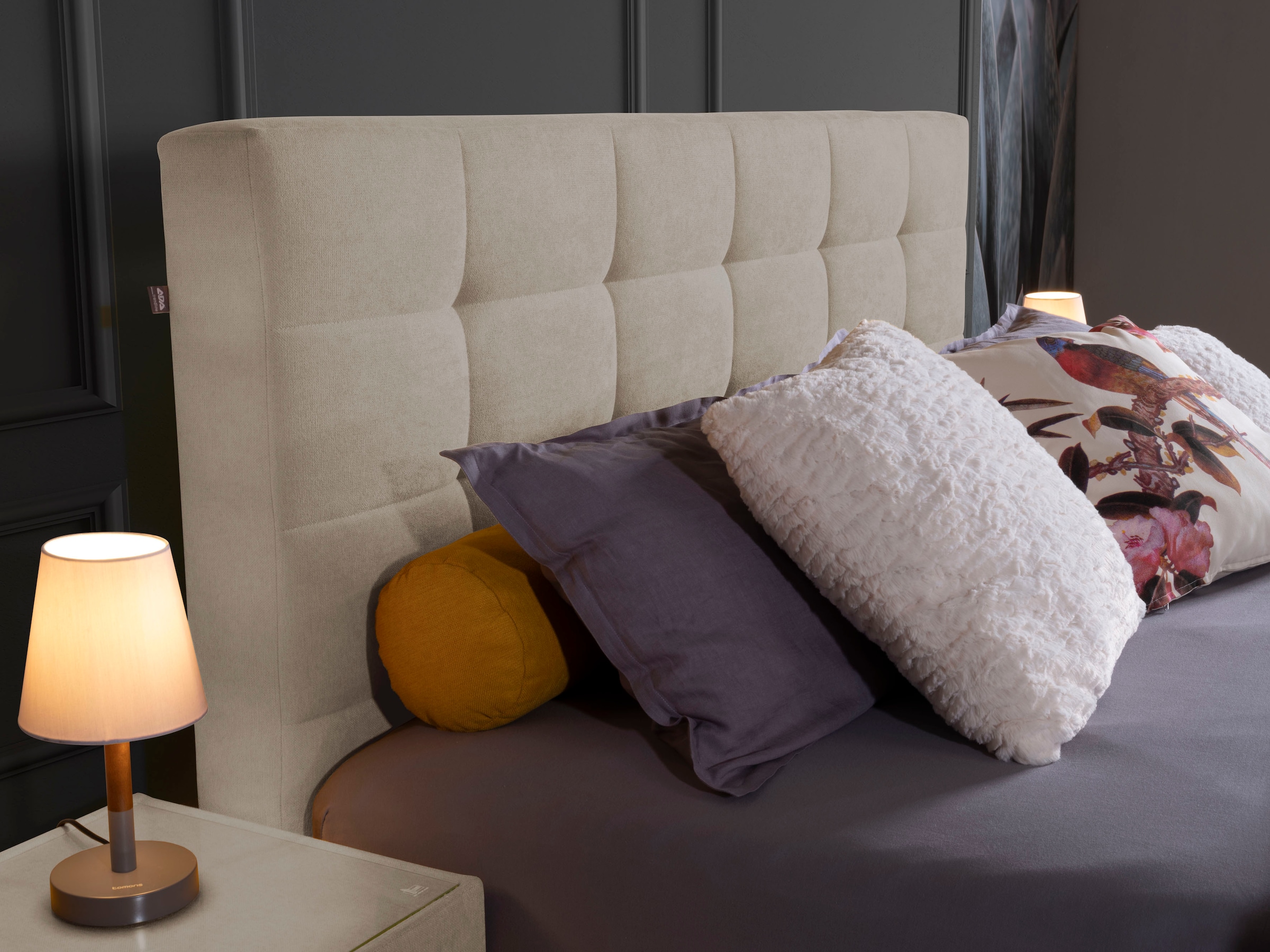 4. Bild von ADA trendline Boxspringbett »Neomi«, inklusive Matratze und Topper