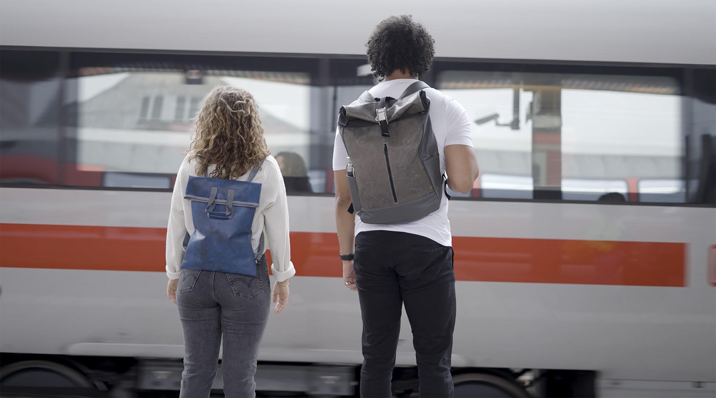 Bag to Life Freizeitrucksack »Jettainer ULD Slim Backpack«, im praktischen Design