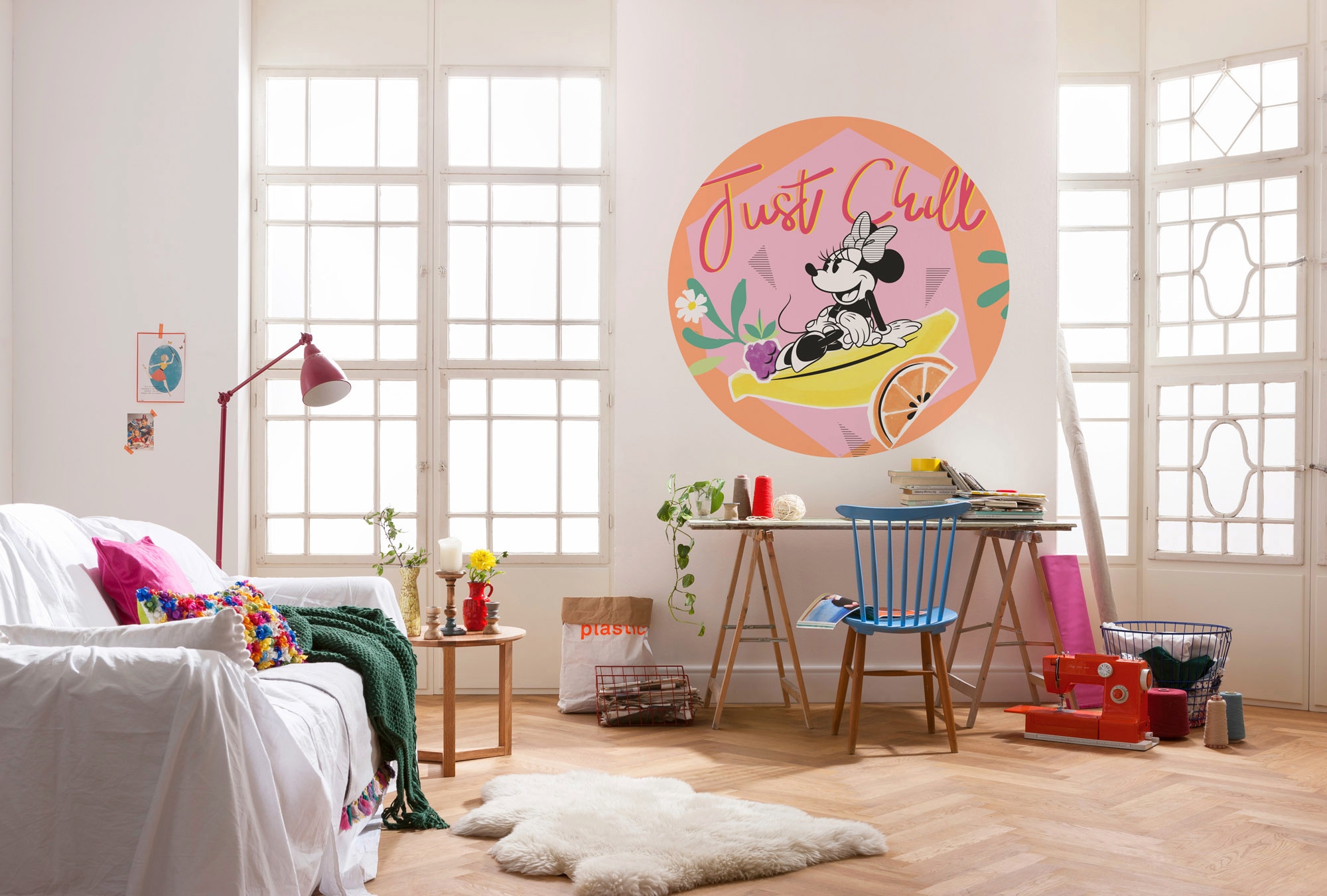 Komar Fototapete »Vlies selbstklebend - Minnie Chill - Größe 125 x 125 cm«, bedruckt, Kinderzimmer
