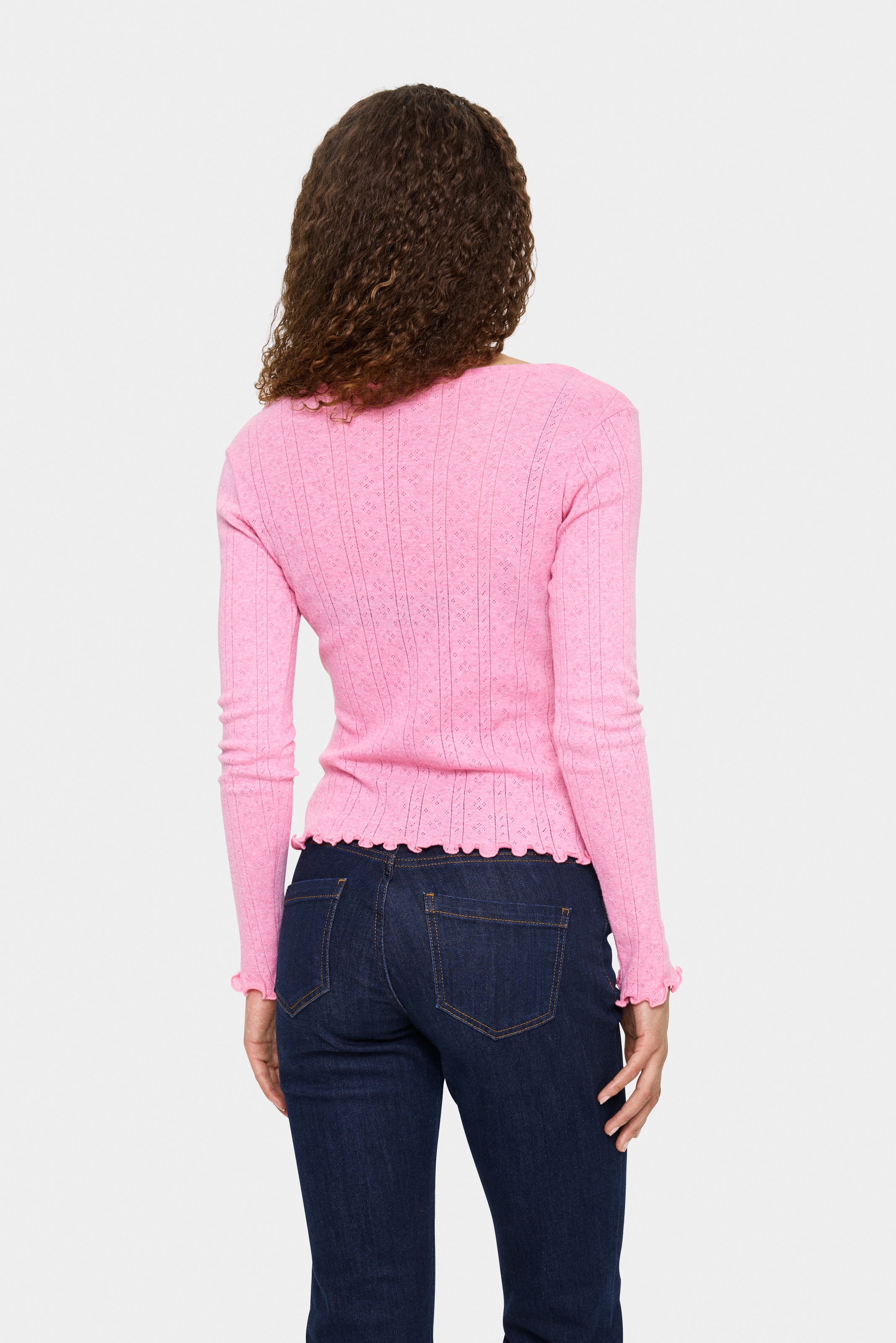 Saint Tropez Strickjacke »GruSZ Cardigan« mit Lochstickerei und gewelltem Saum