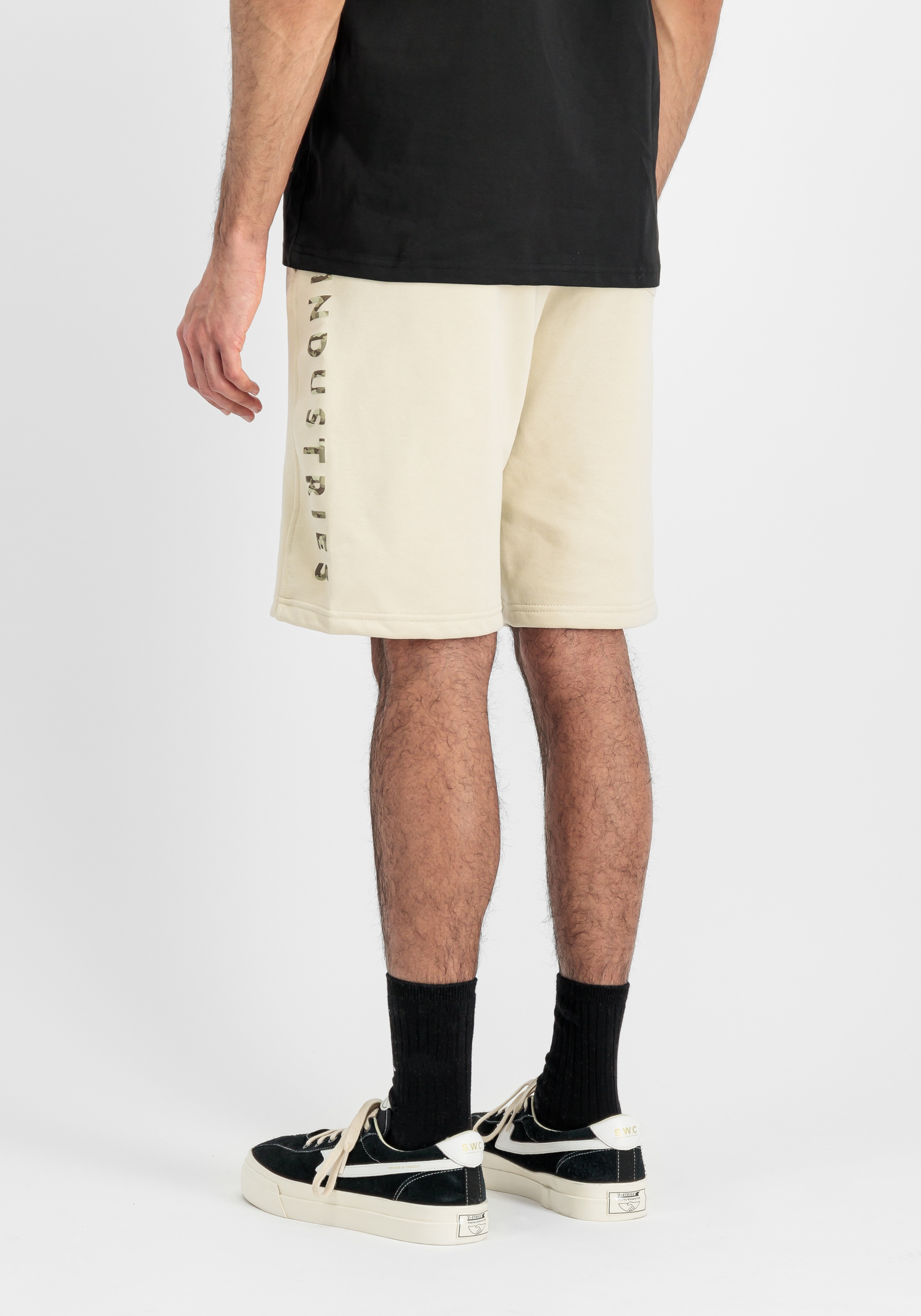 Alpha Industries Shorts »Camo Jogger Shorts«