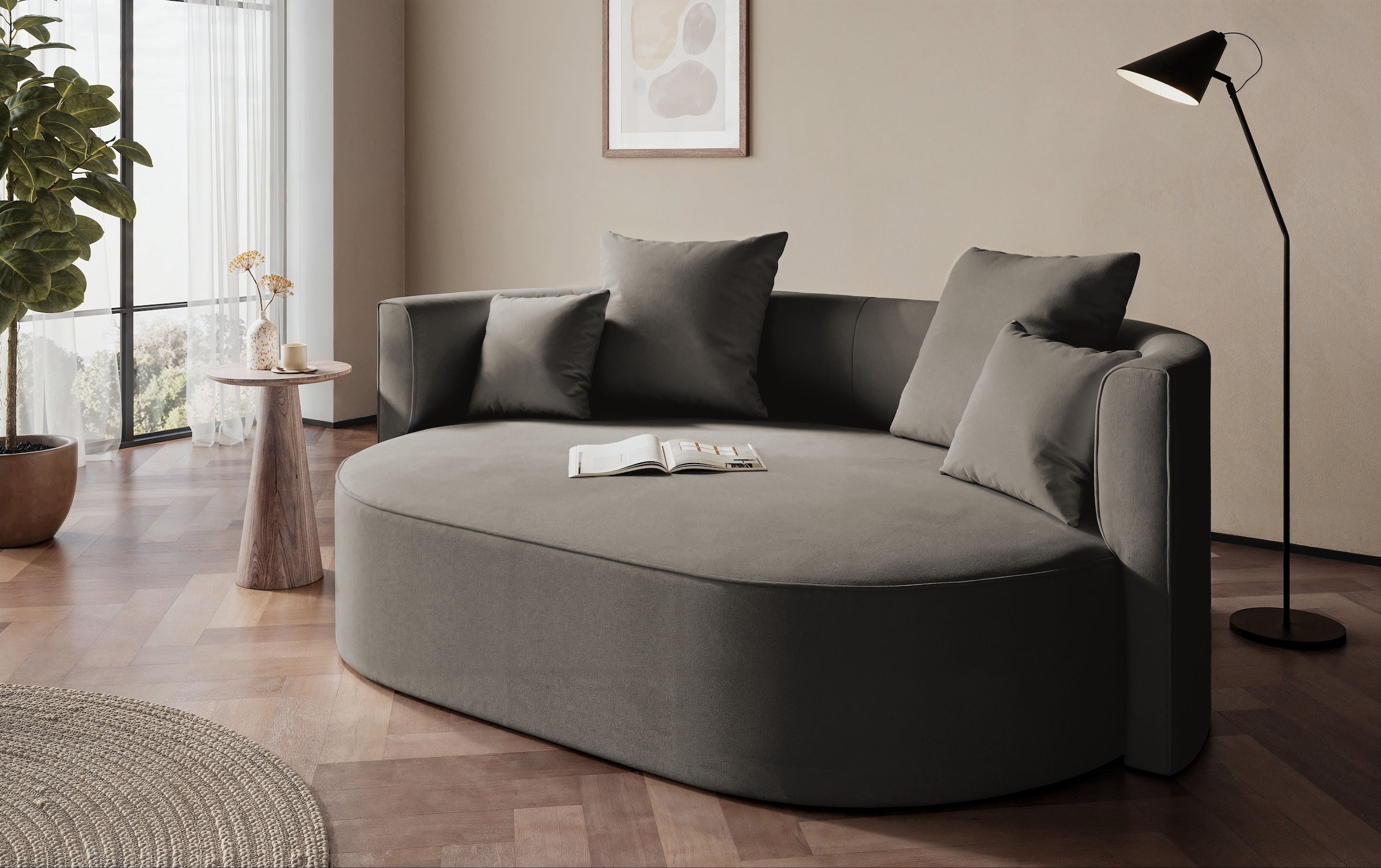 LeGer Home by Lena Gercke 2,5-Sitzer »ISALIE, rundes Loungesofa, mit Kissen, perfekt gepolstert«, moderne Stoffe, mit 4 Zierkissen, extra große Sitzfläche