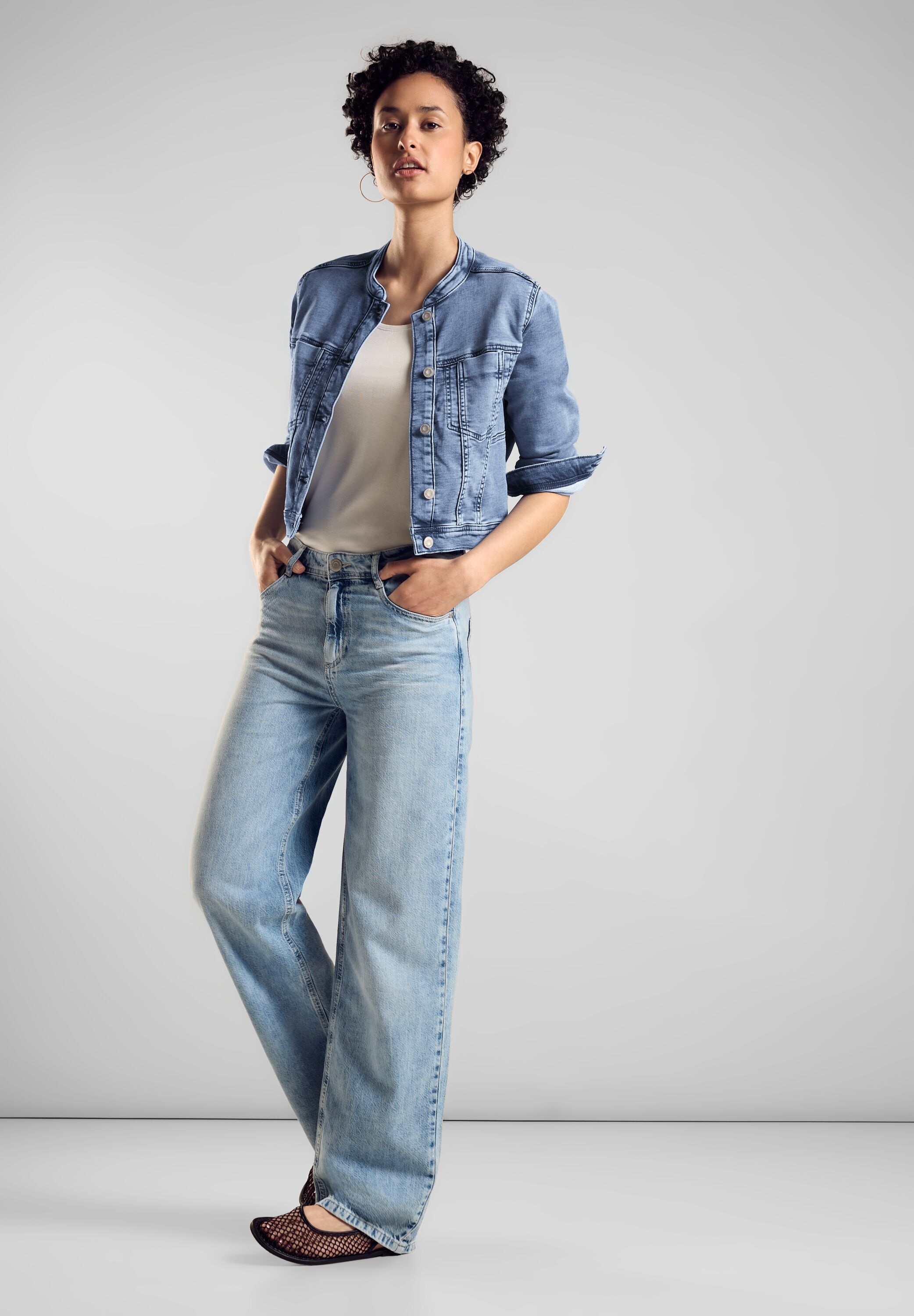 STREET ONE Jeansblazer, kurz und mit Brusttaschen