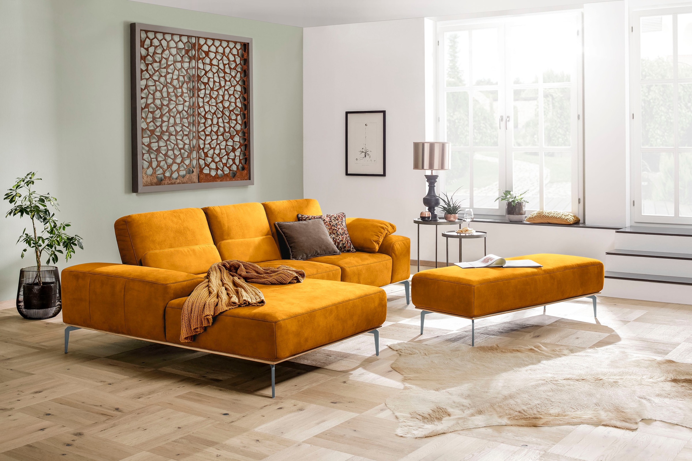 W.SCHILLIG Ecksofa »run, Designsofa mit tollem Sitzkomfort, bequem, L-Form«, mit elegantem Holzsockel, Füße in Silber matt, Breite 279 cm