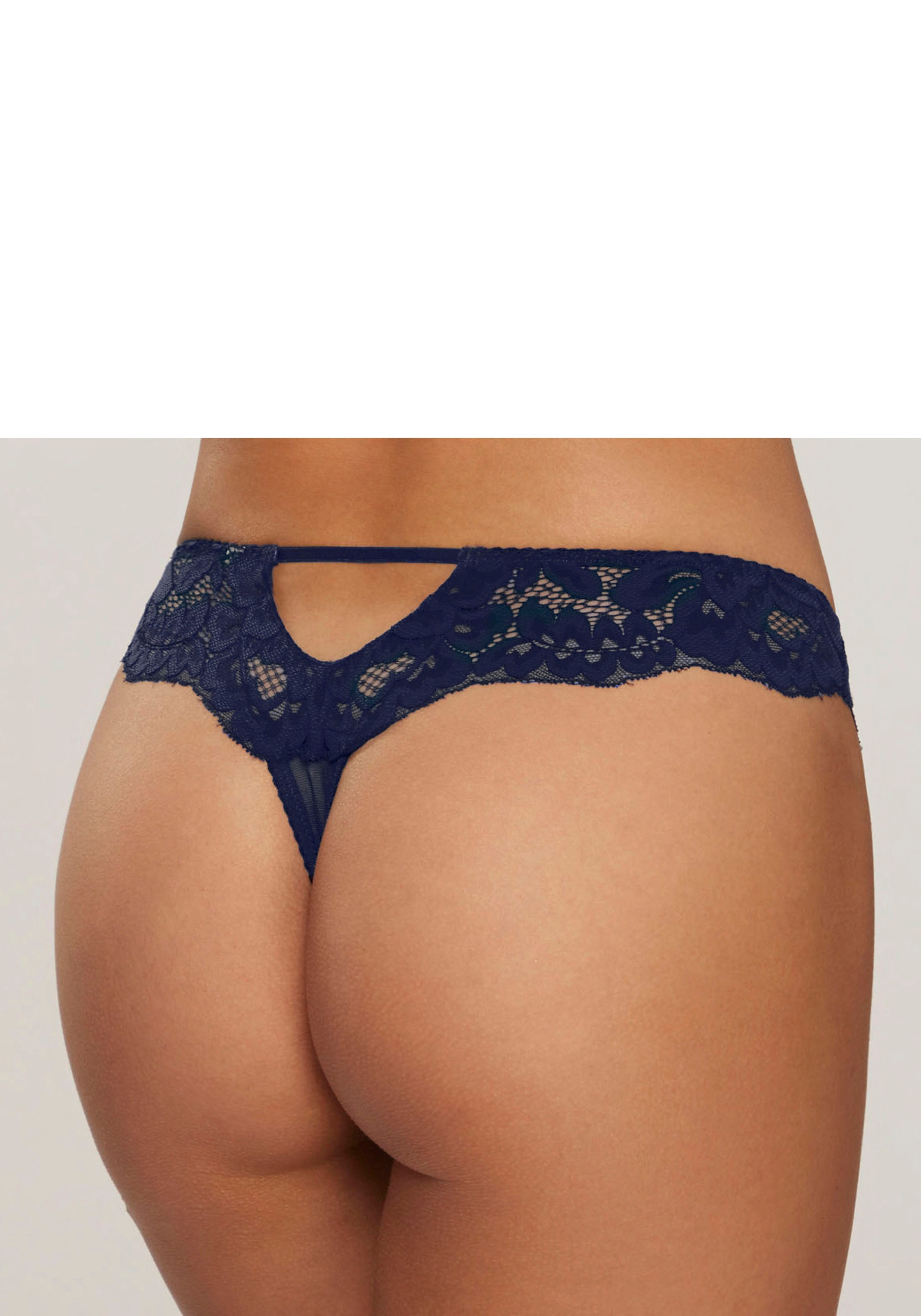 s.Oliver String »Charline«, aus floraler Spitze