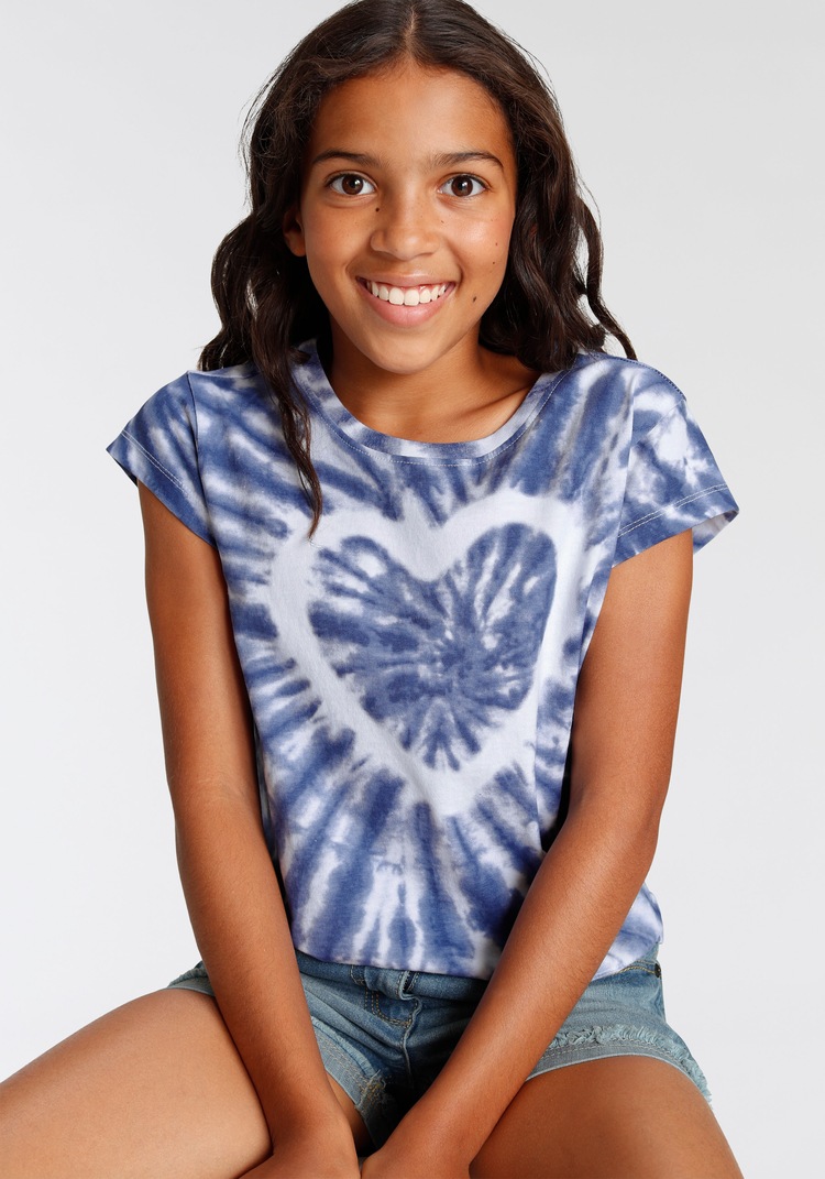 T-Shirt »Herz Batik«, kurze modische Form
